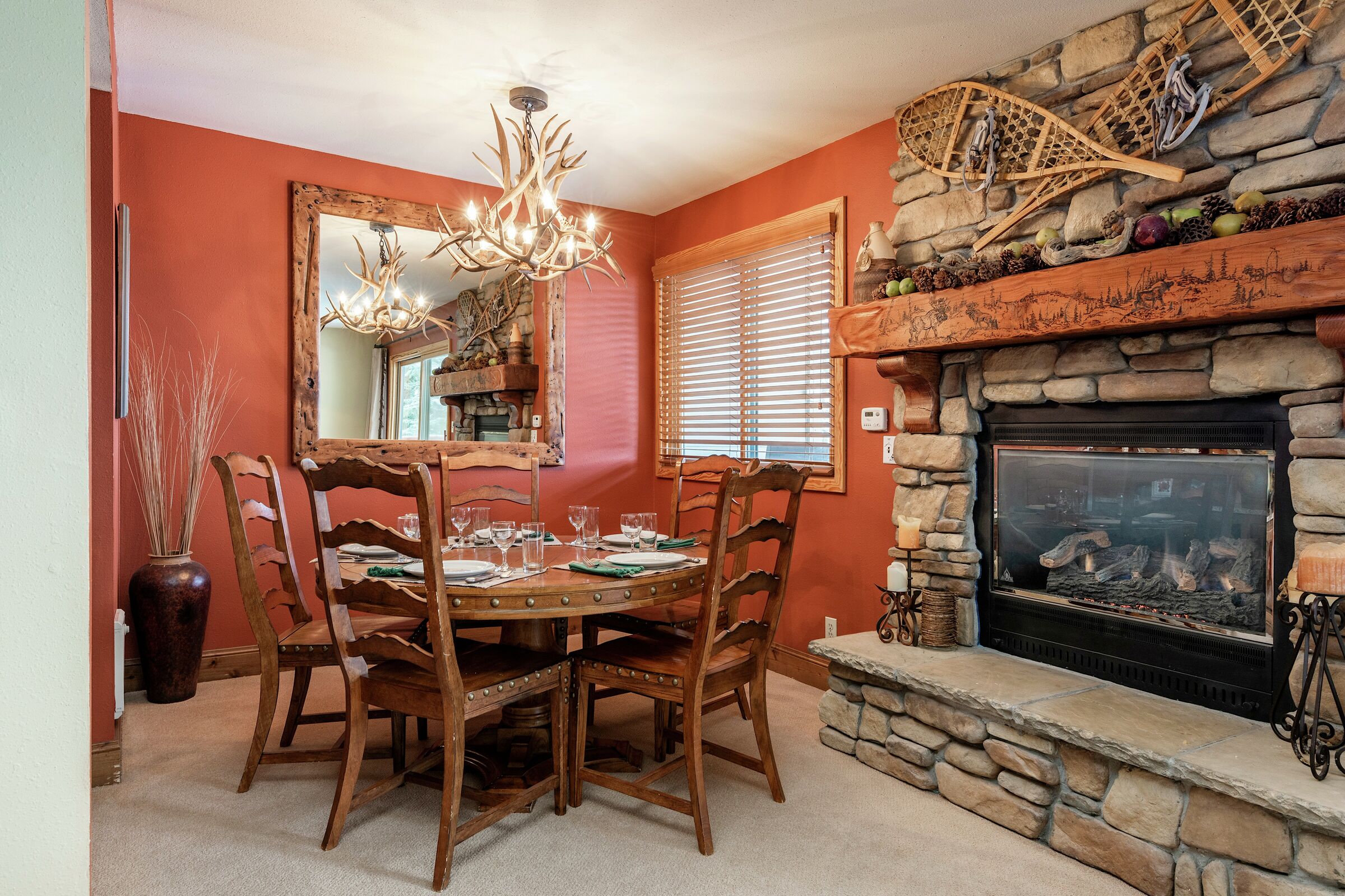#026 - Dining Room