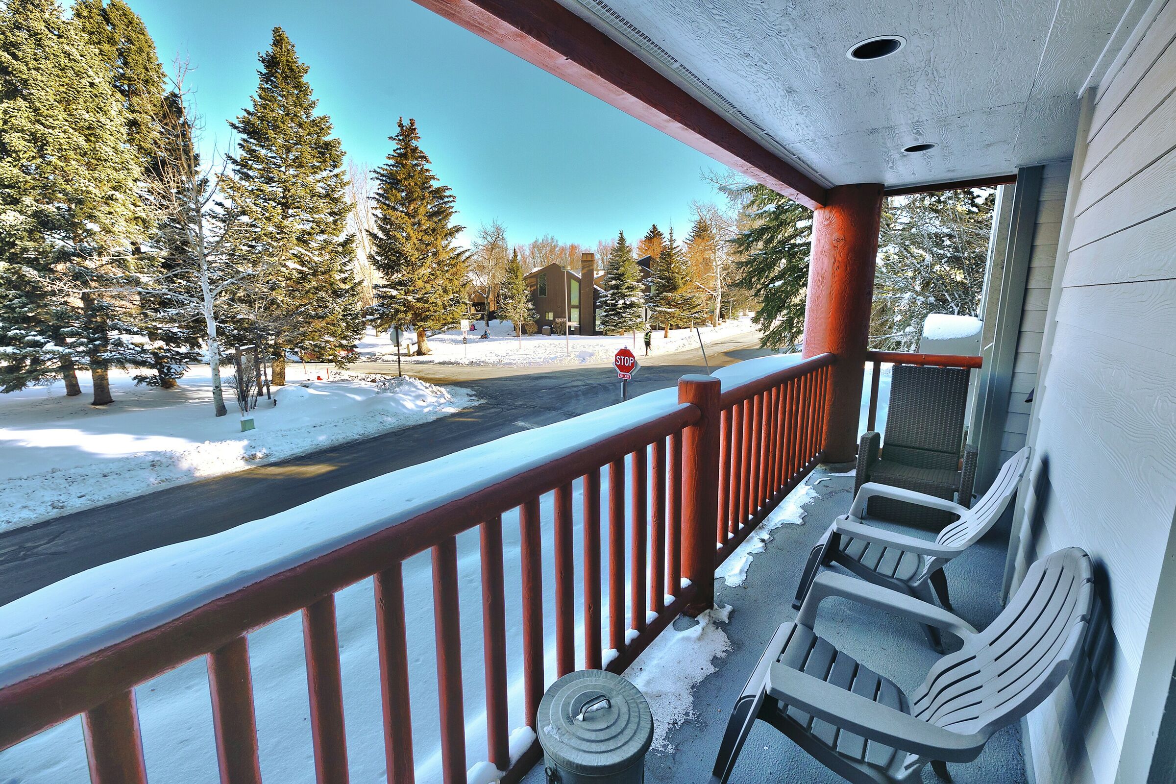 #003 - Balcony