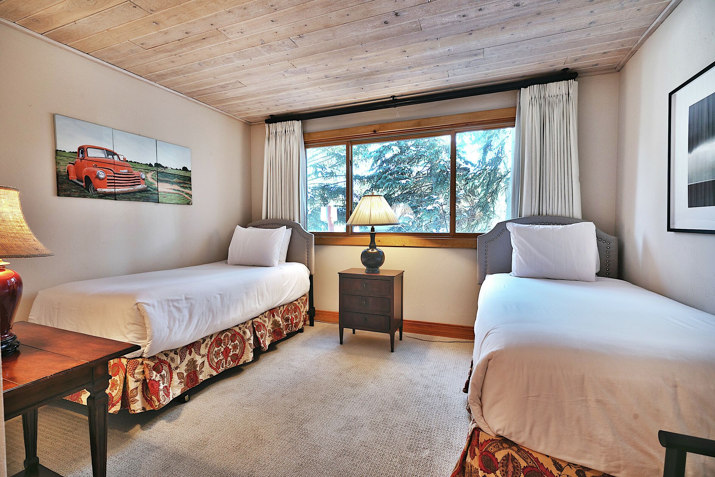 #003 - Bedroom