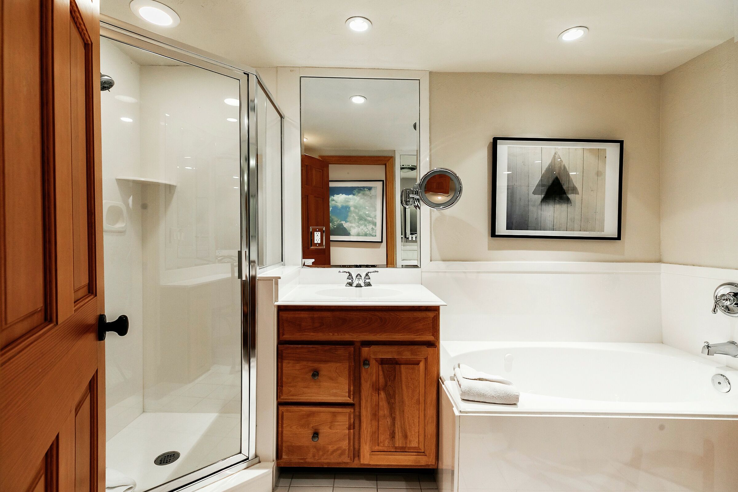 #003 - Bathroom
