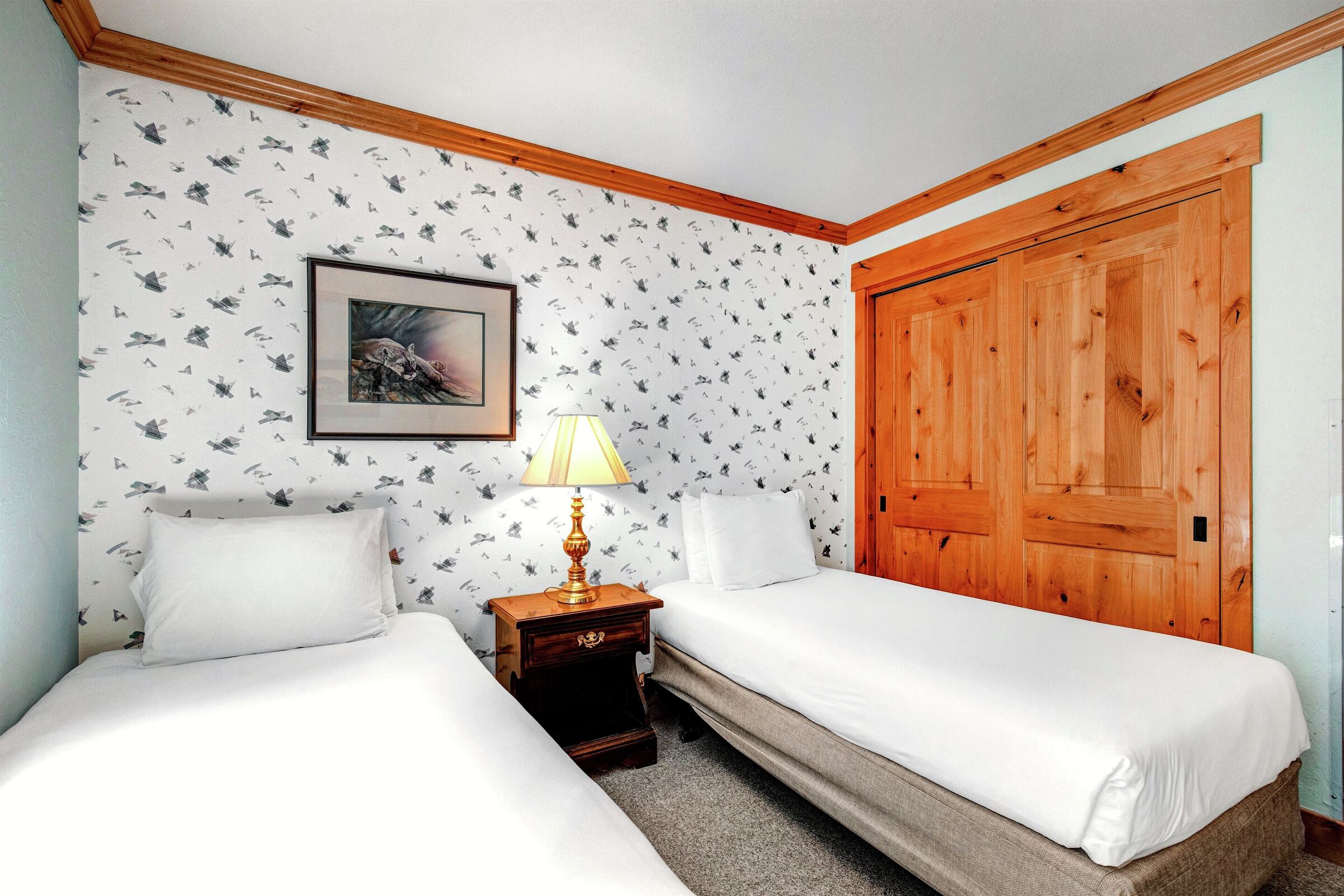 #043 - Bedroom