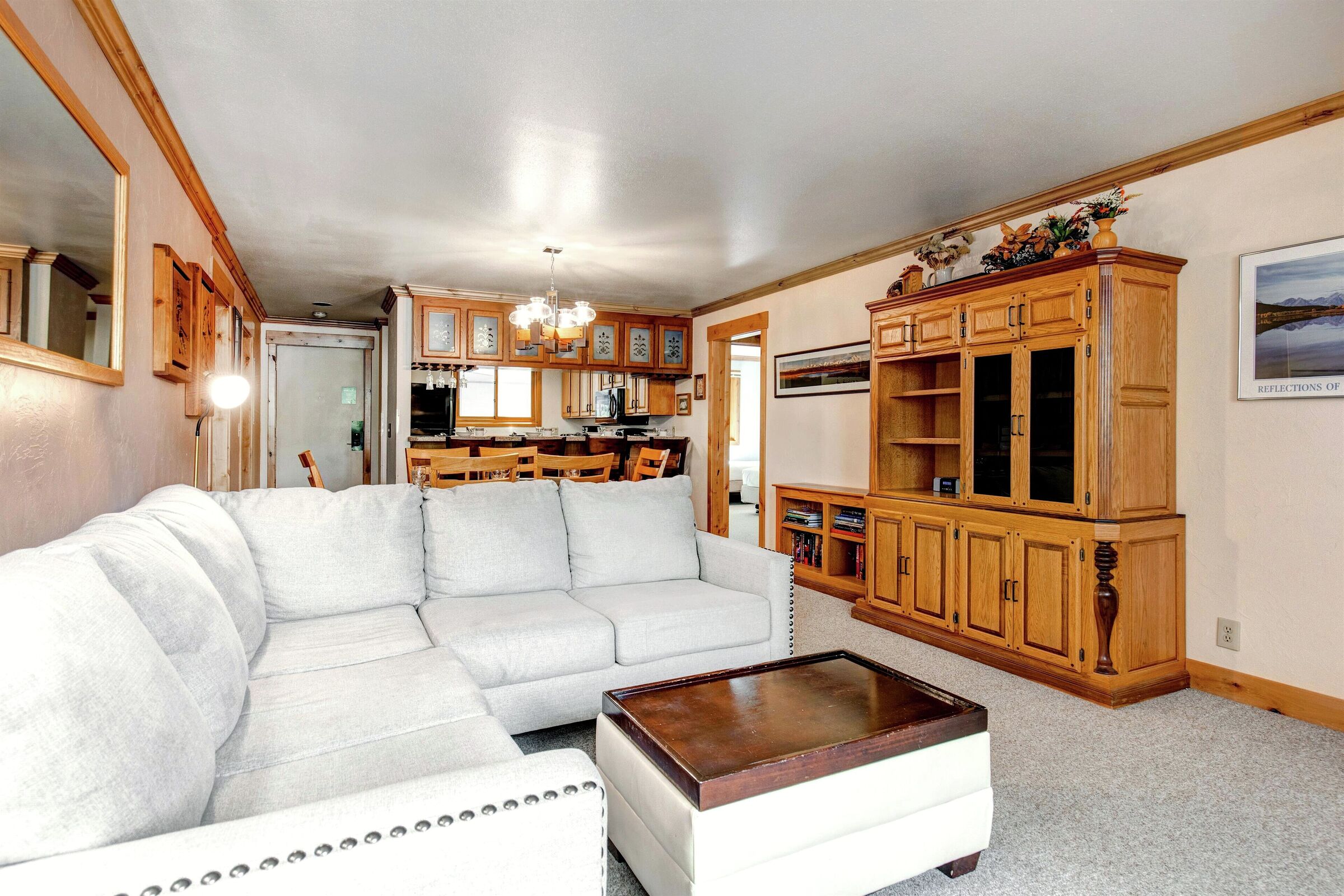 #043 - Living Area