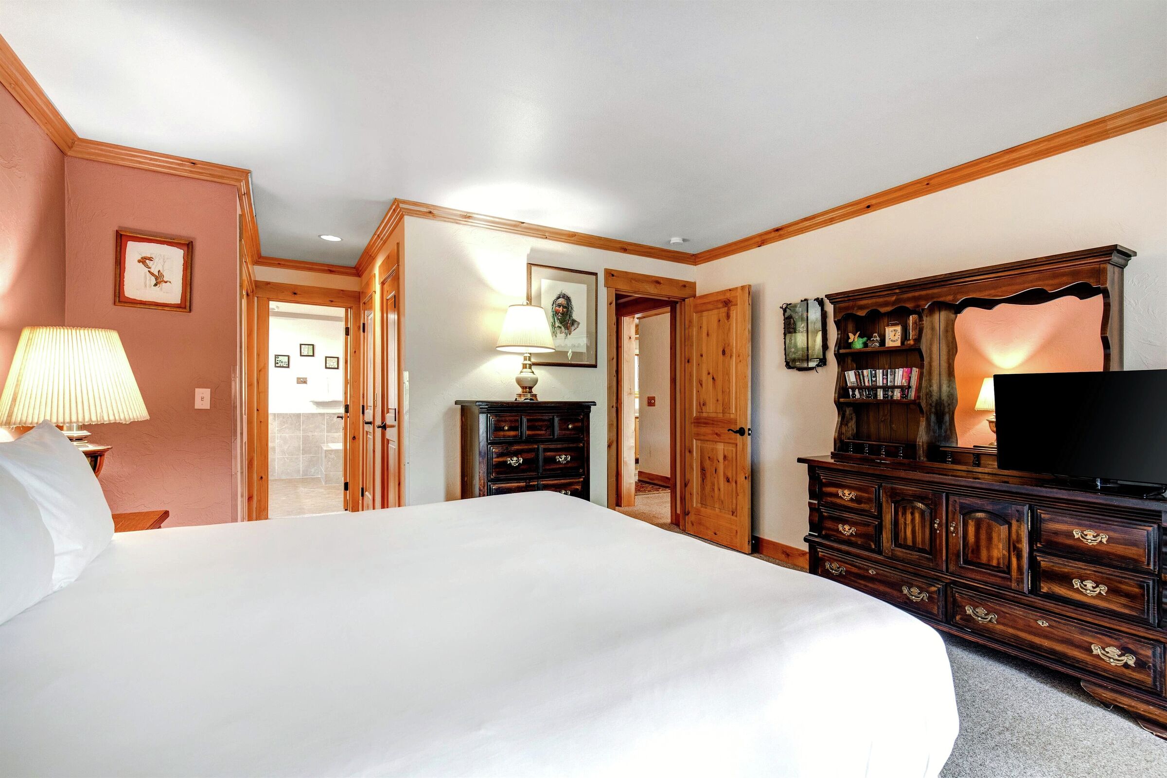 #043 - Master Bedroom