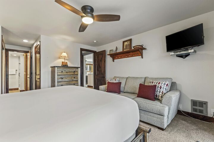 #056 - Master Bedroom