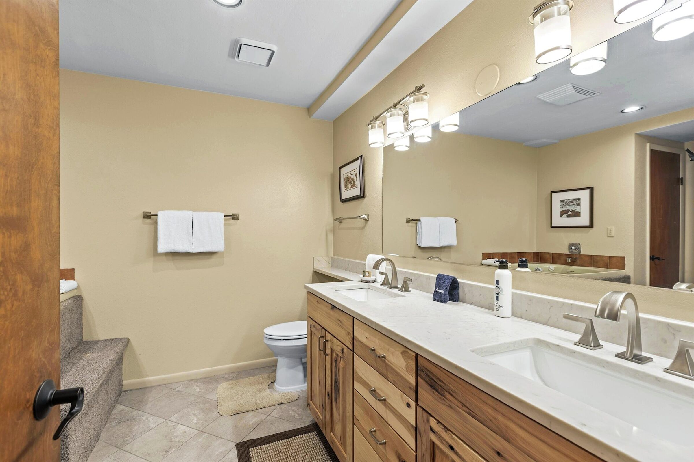 Master Ensuite Bathroom
