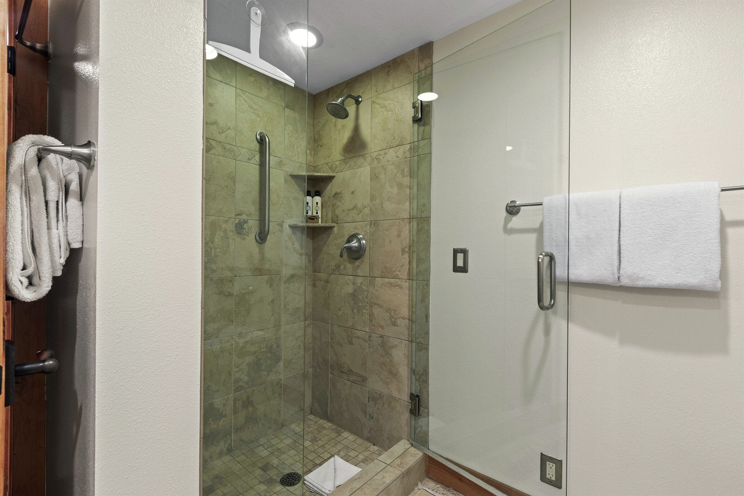 Master Ensuite Bathroom