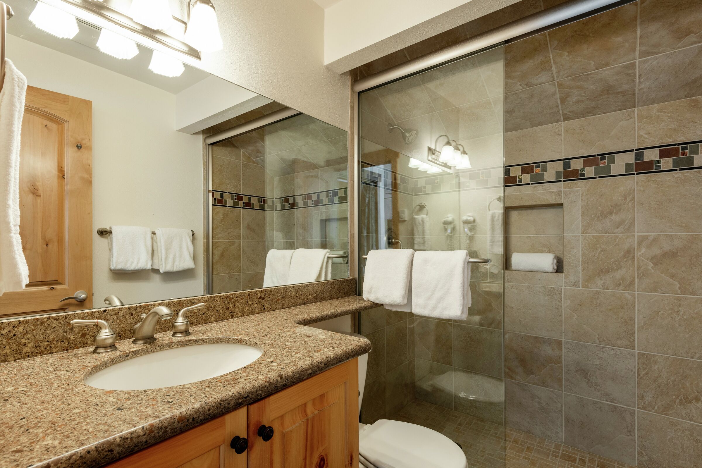 #074 - Loft Bathroom
