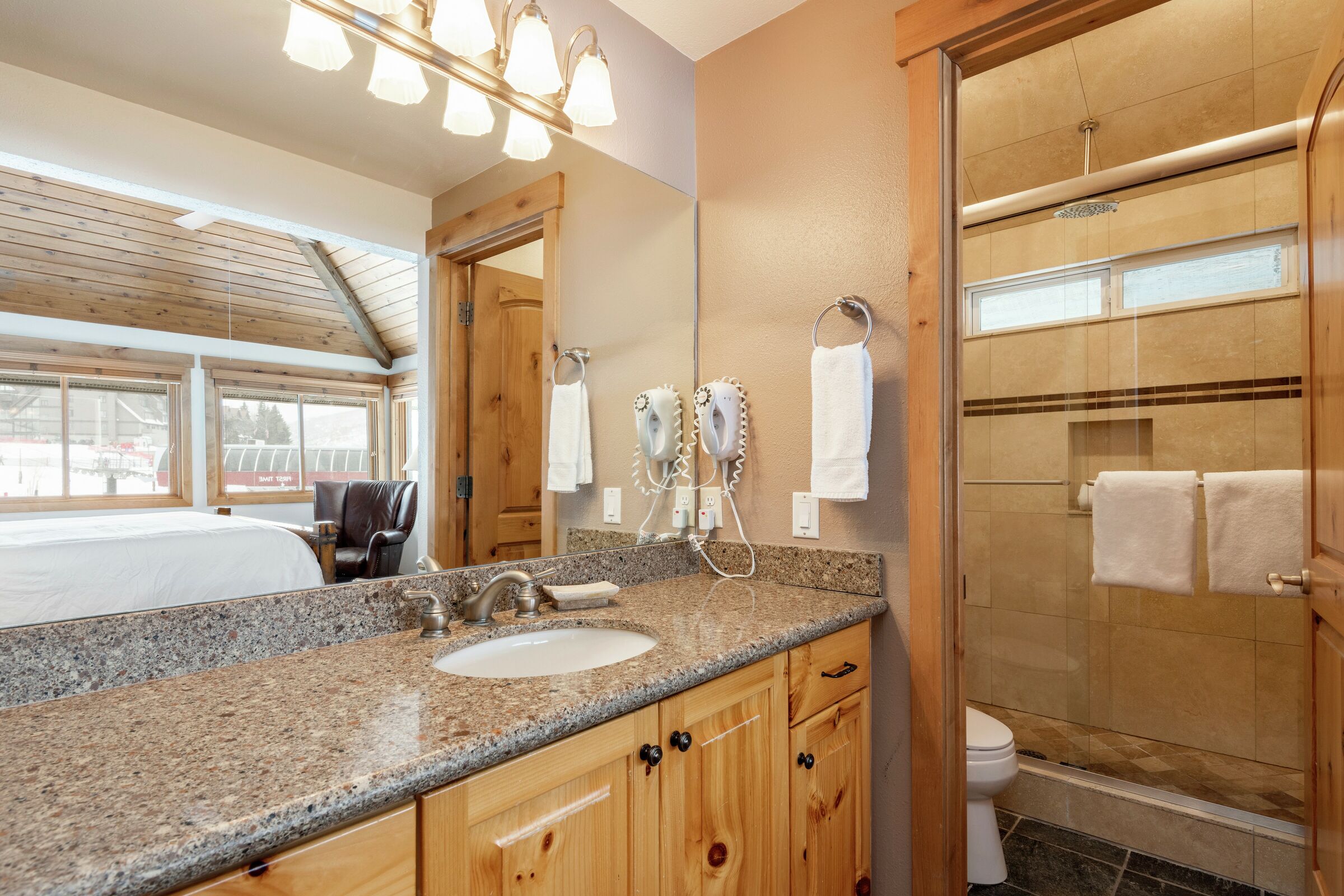 #074 - Master Ensuite Bathroom