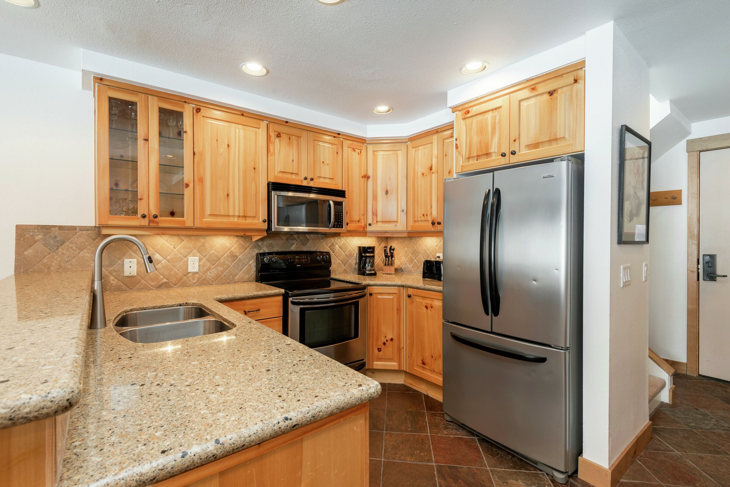 #074 - Kitchen