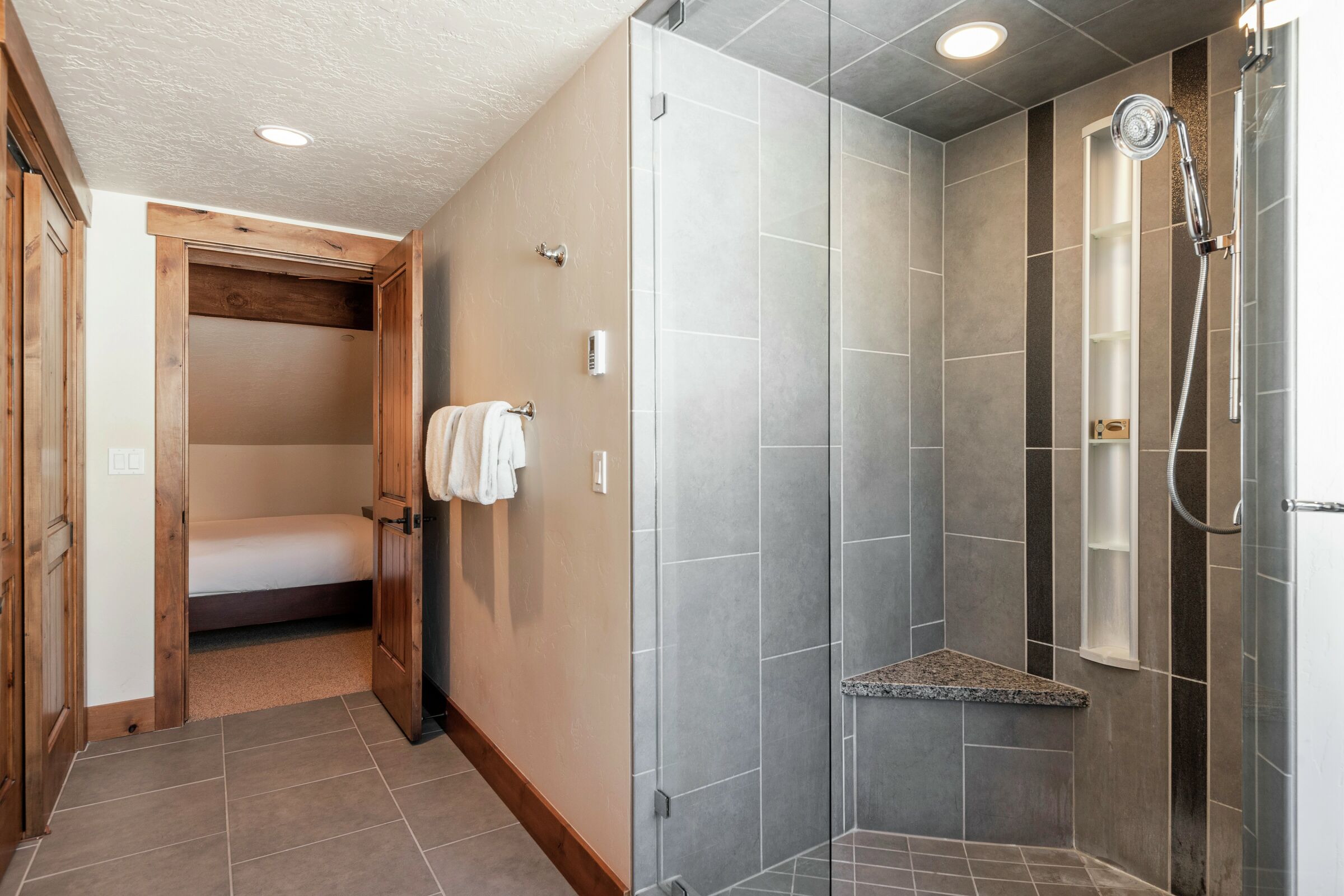 Ensuite Bathroom