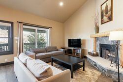 4 Bdrm 3.5 Bath HT - Living Room