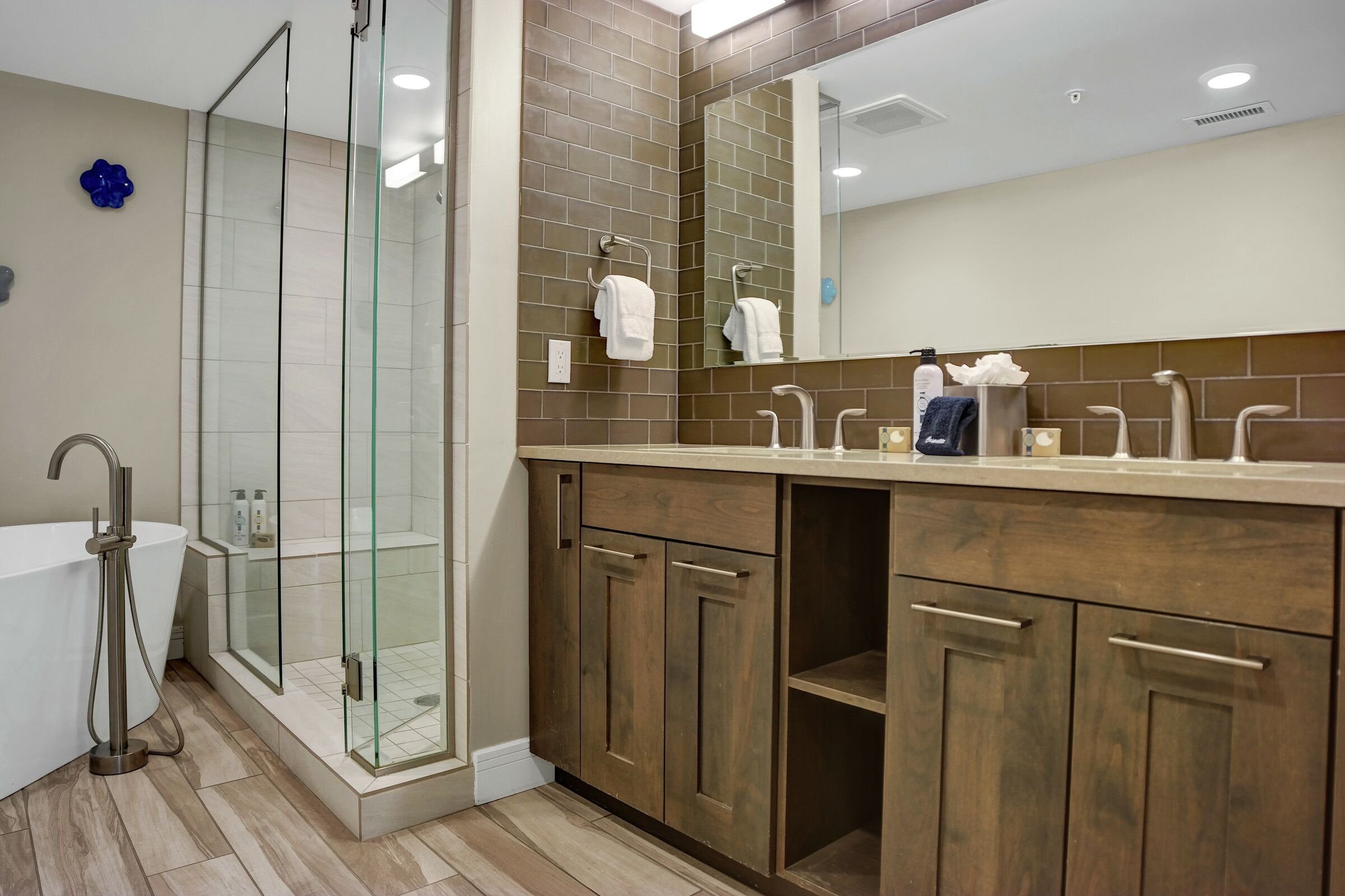 #202 - Ensuite Bathroom
