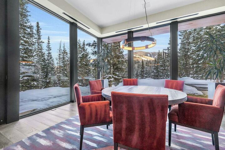 4 Bdrm 4 Bath HT & Pool - Groung Floor Dining Area