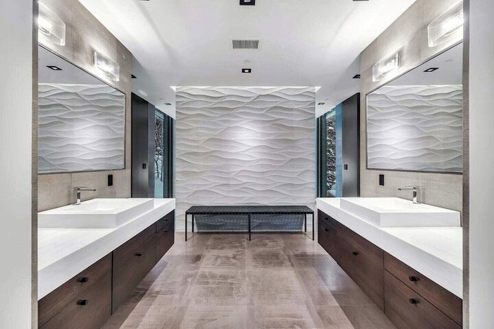 4 Bdrm 4 Bath HT & Pool - Master Ensuite Bathroom