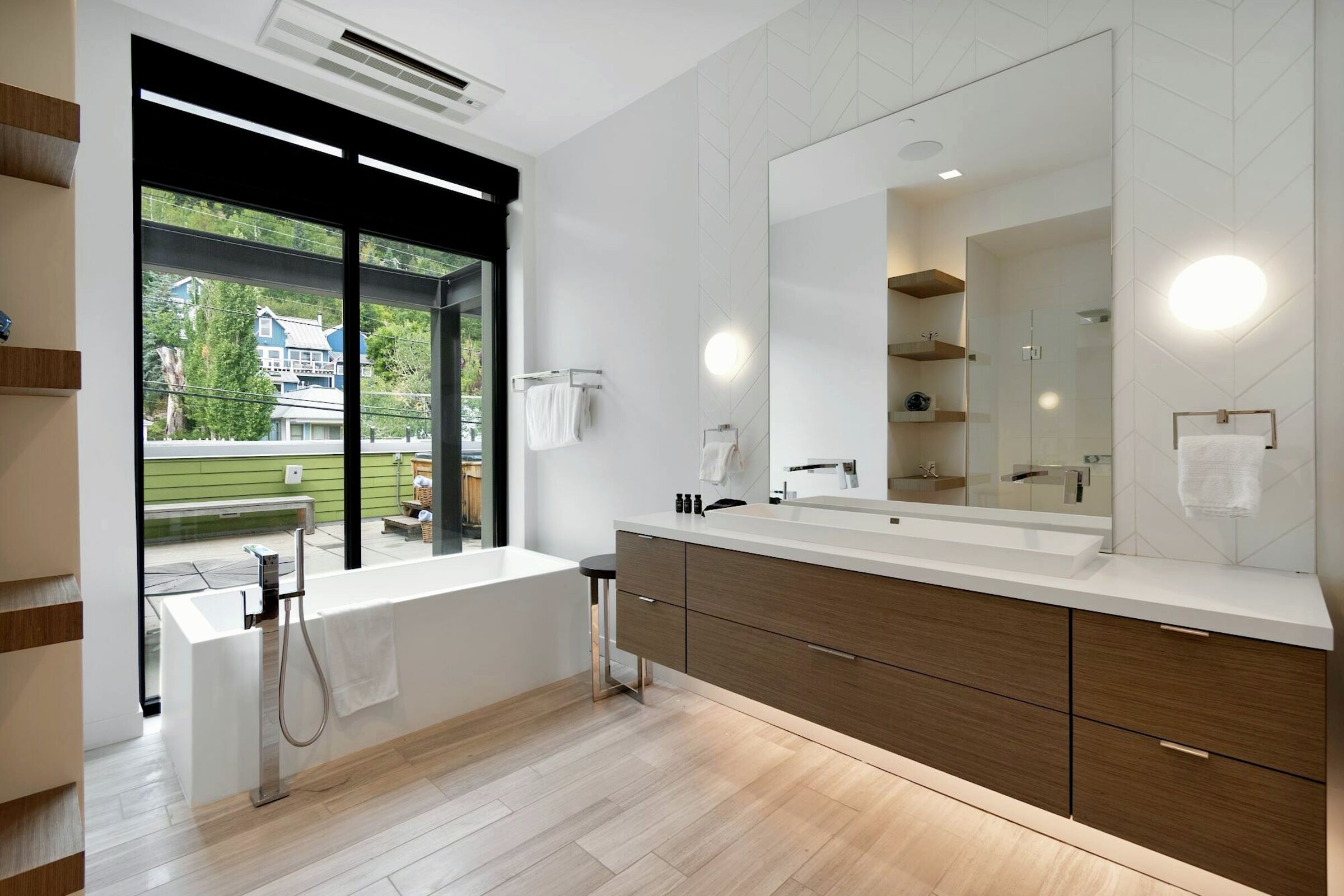Master Ensuite Bathroom
