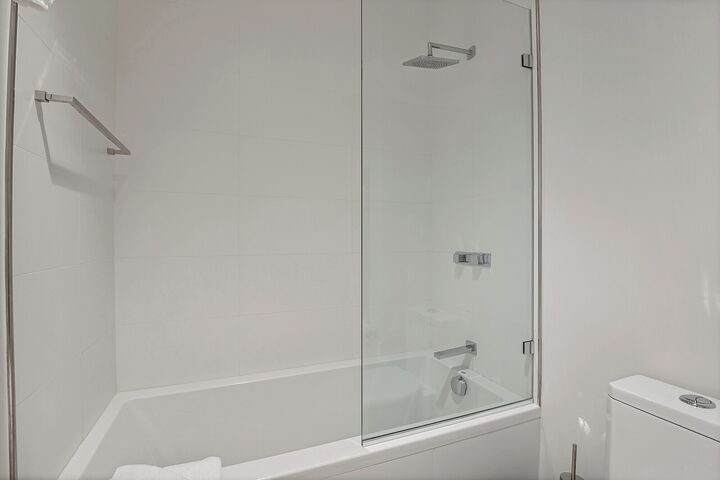 #33 - Mountain Luxe Retreat - Ensuite Bathroom