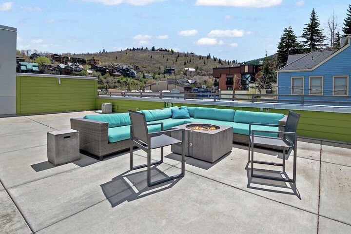 #33 - Mountain Luxe Retreat - Rooftop Terrace