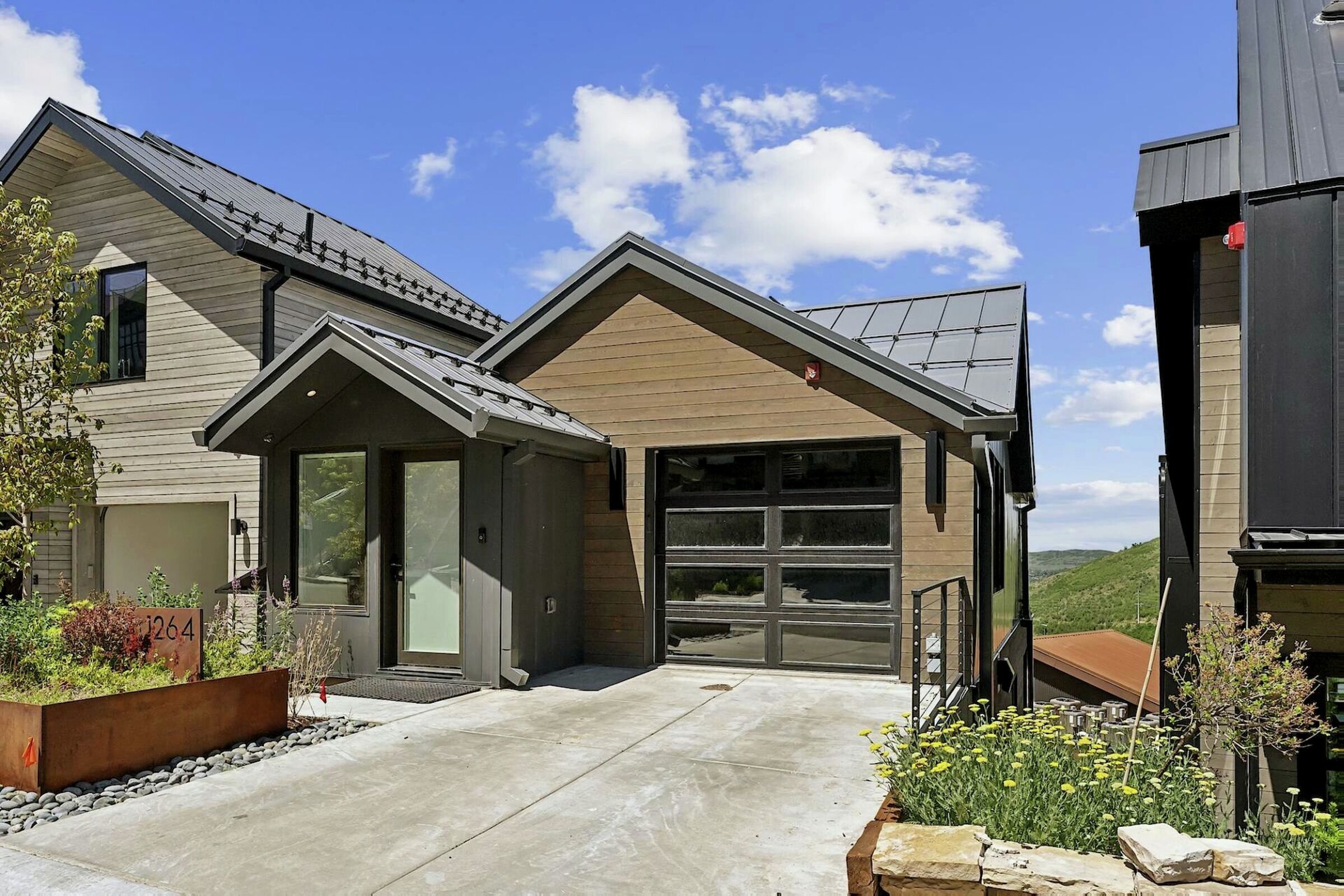 Slopeside Modern
