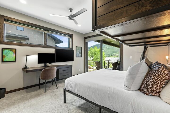 4 Bdrm 4.5 Bath HT - Bedroom