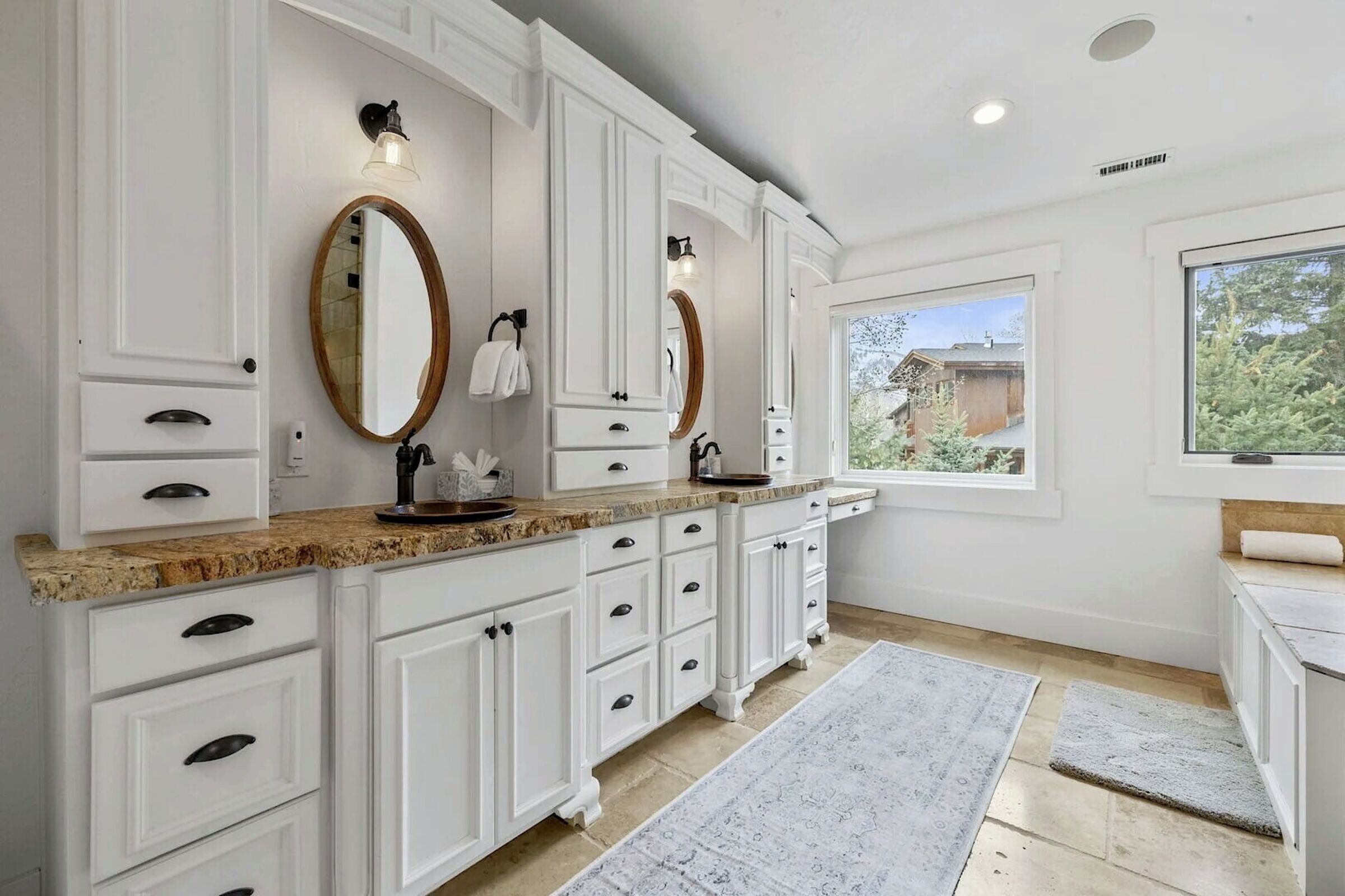 Master Ensuite Bathroom