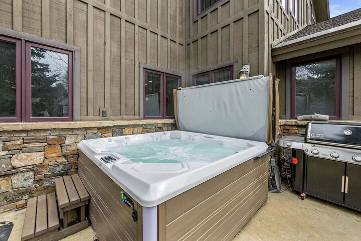 Patio with Hot Tub