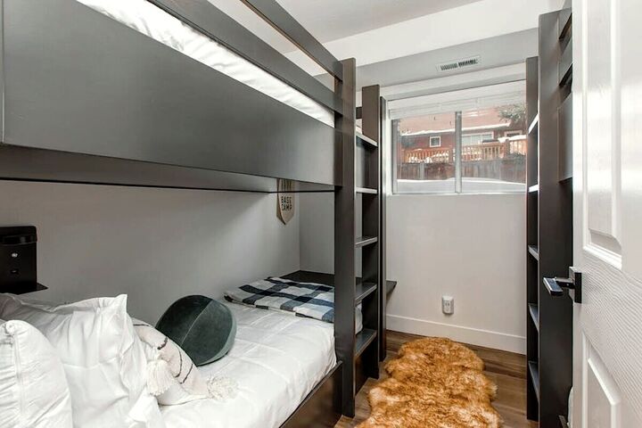 4 Bdrm 3.5 Bath HT - Bedroom
