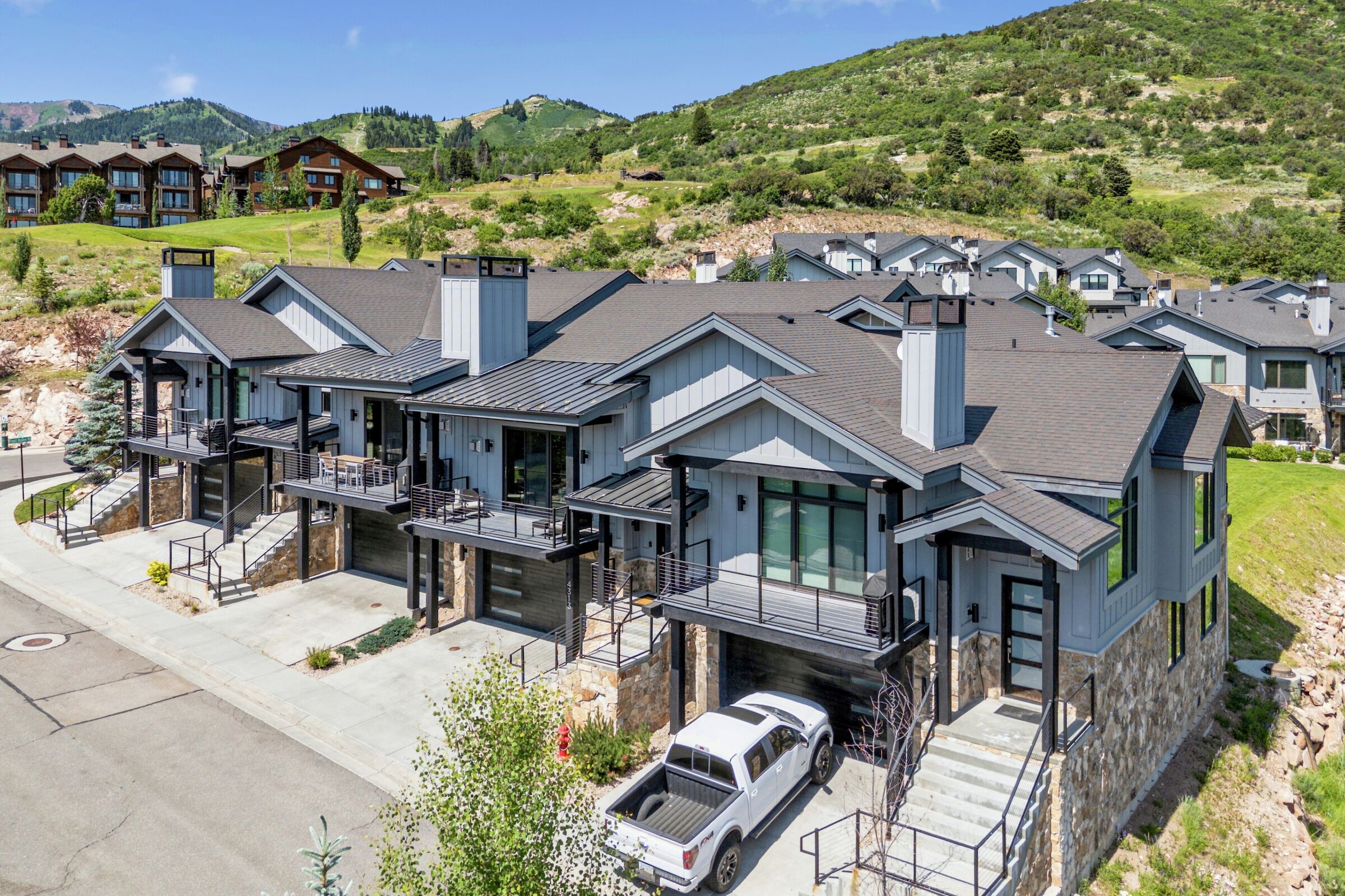 Frostwood Villas