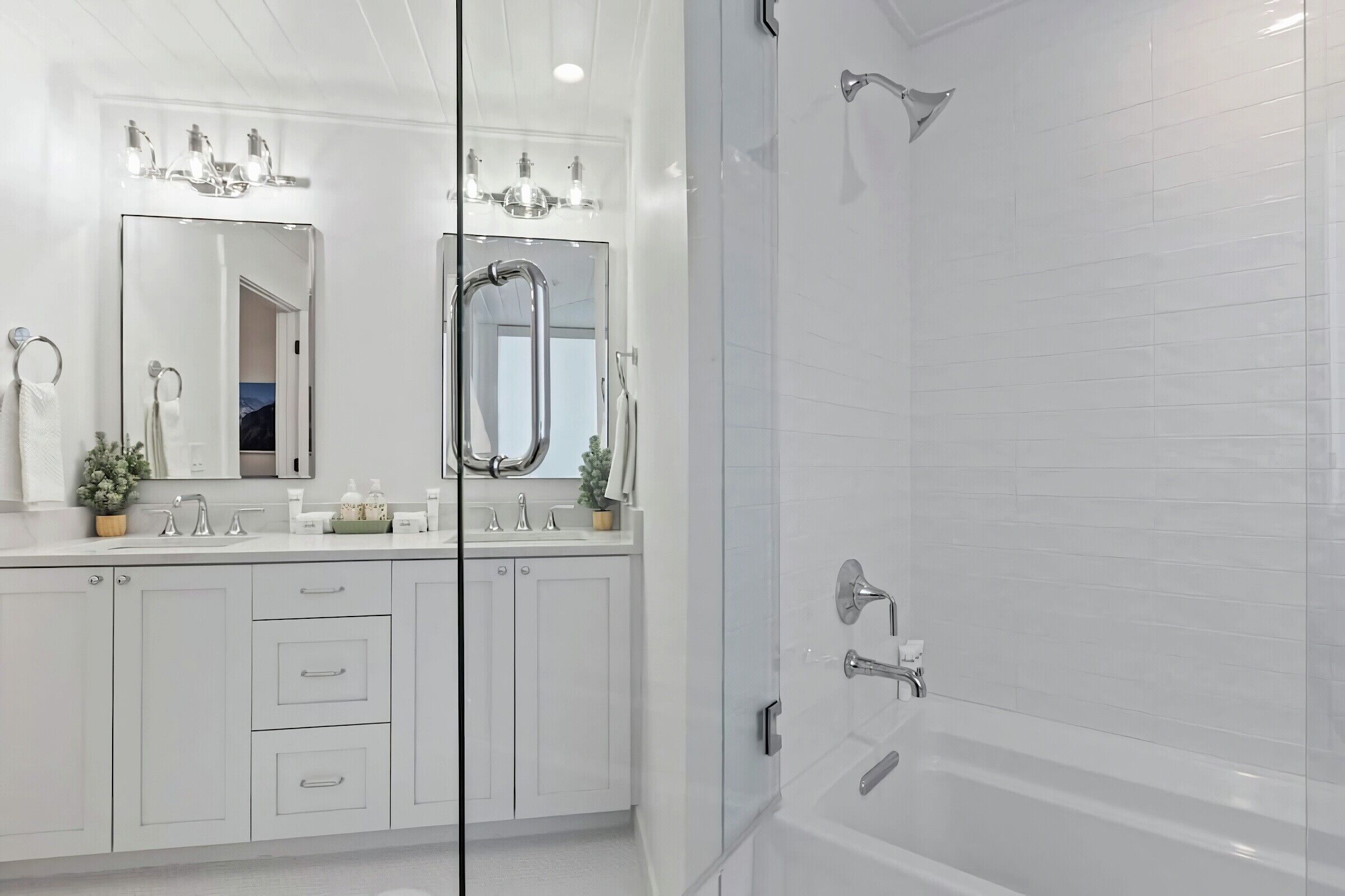 #101 - Bathroom