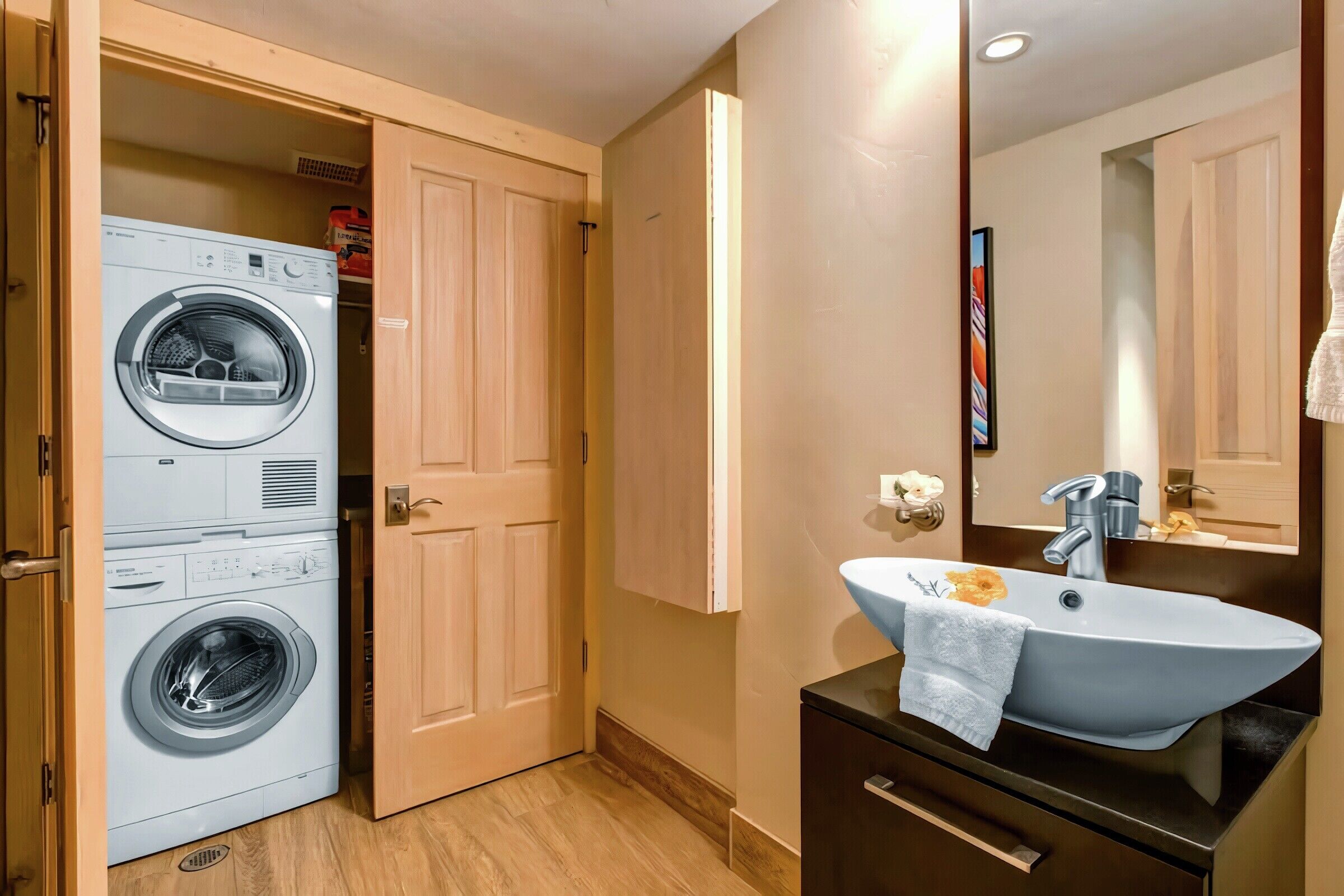 #103 - Half Bathroom & Laundry