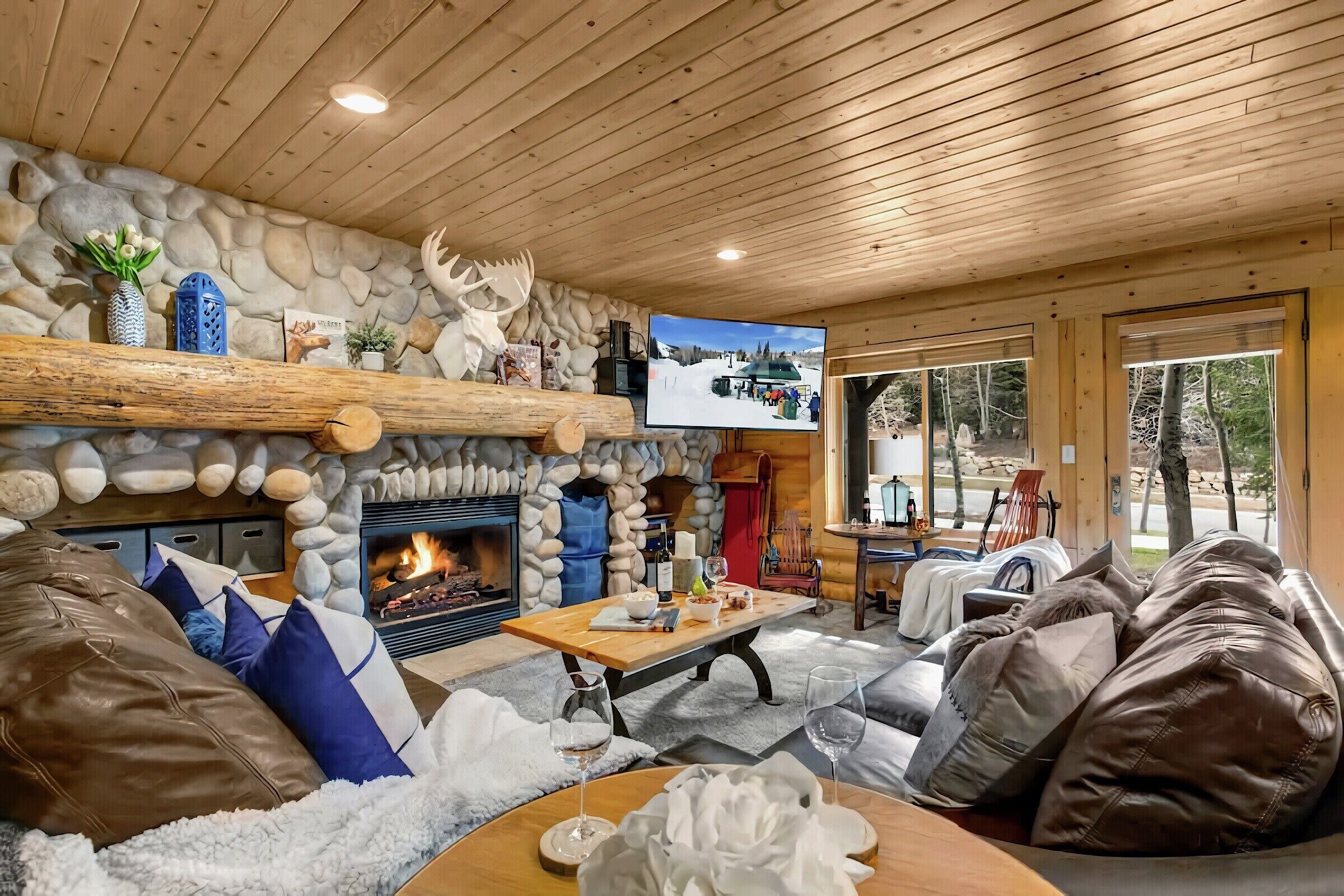 #104 - Living Area