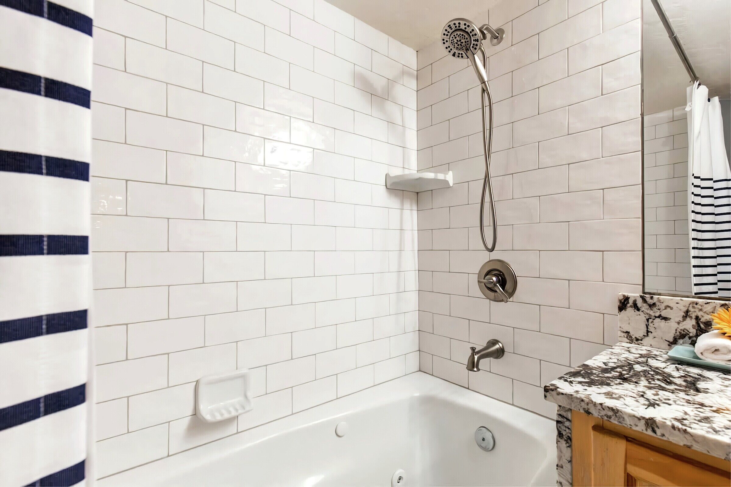 #104 - Master Ensuite Bathroom