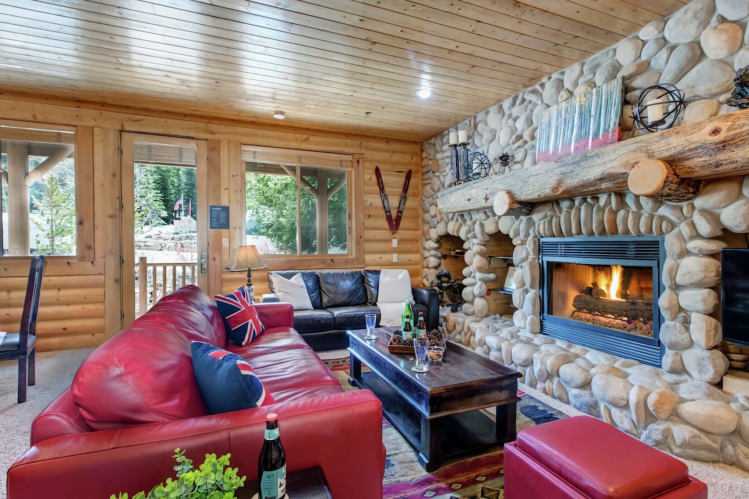 #107 - Living Area
