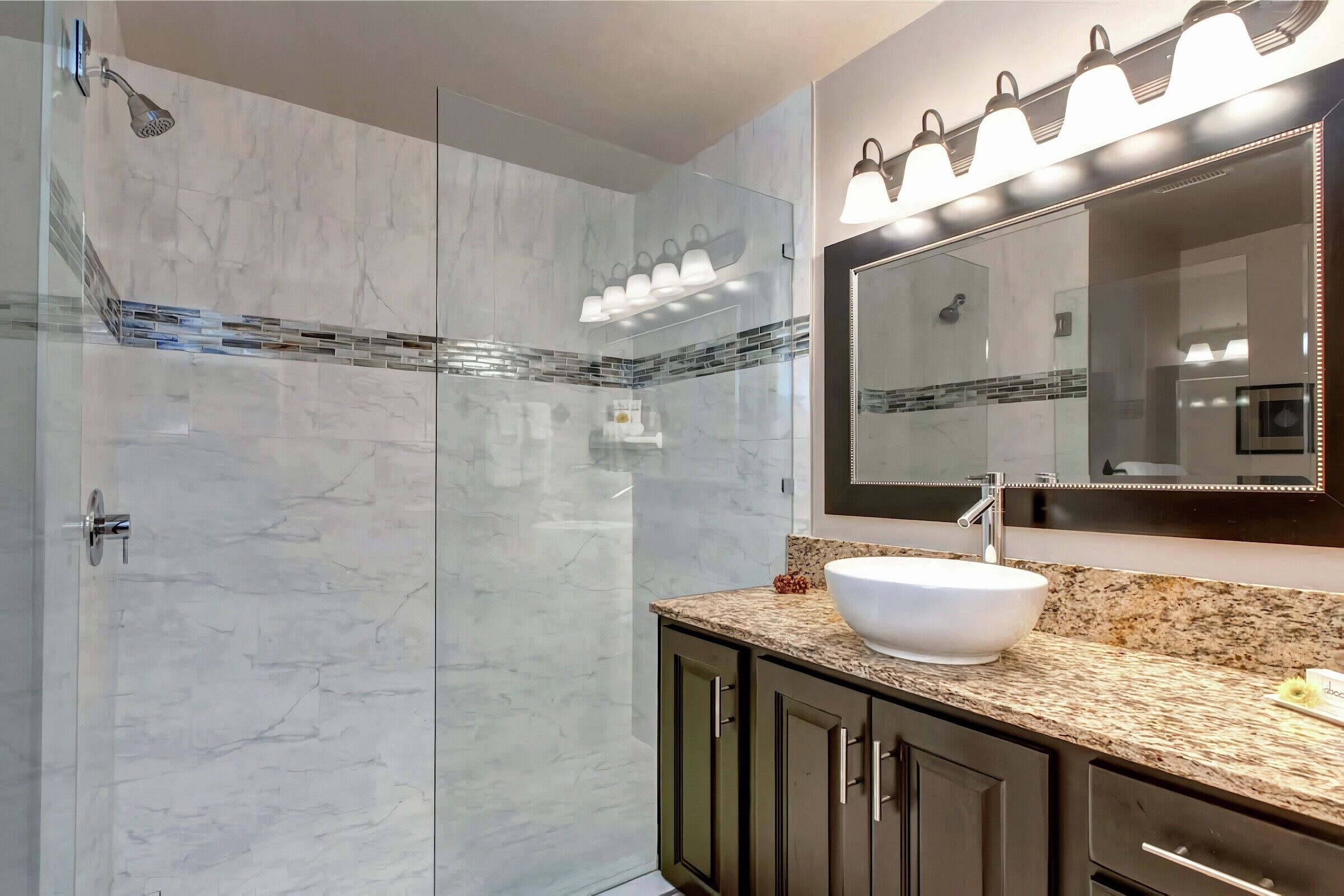 #151 - Master Ensuite Bathroom