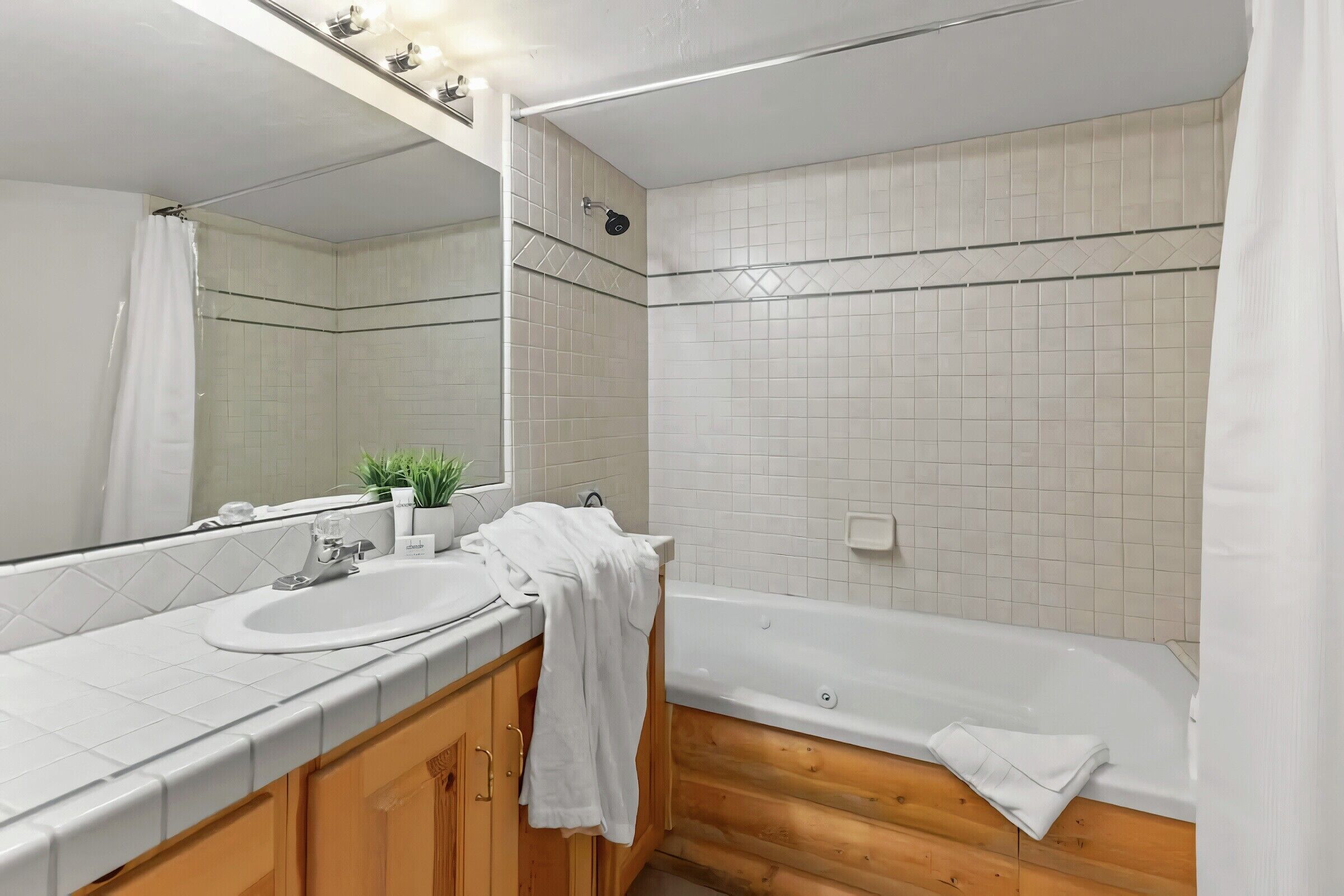 #205 - Bathroom