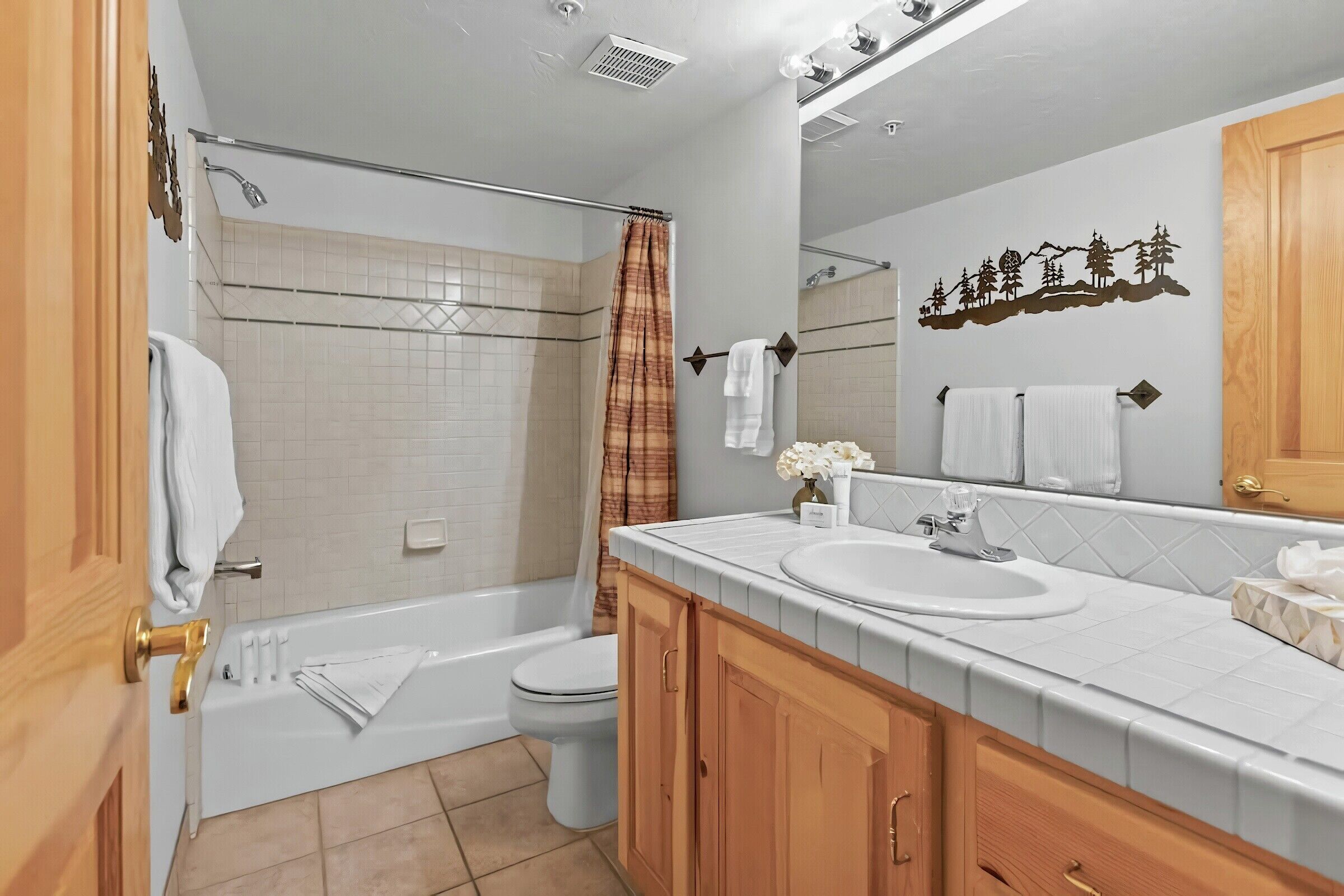 #205 - Bathroom