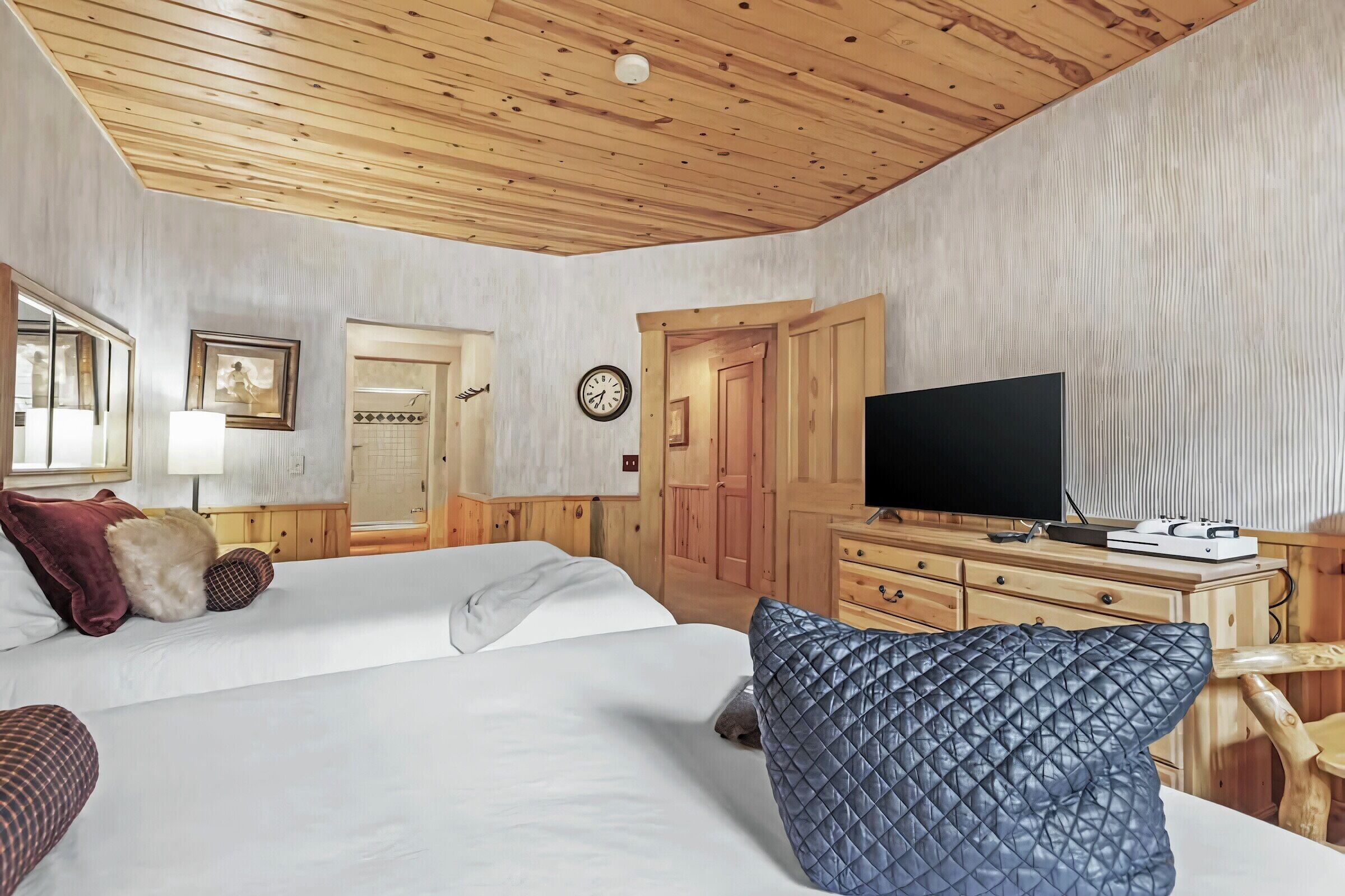 #207 - Bedroom