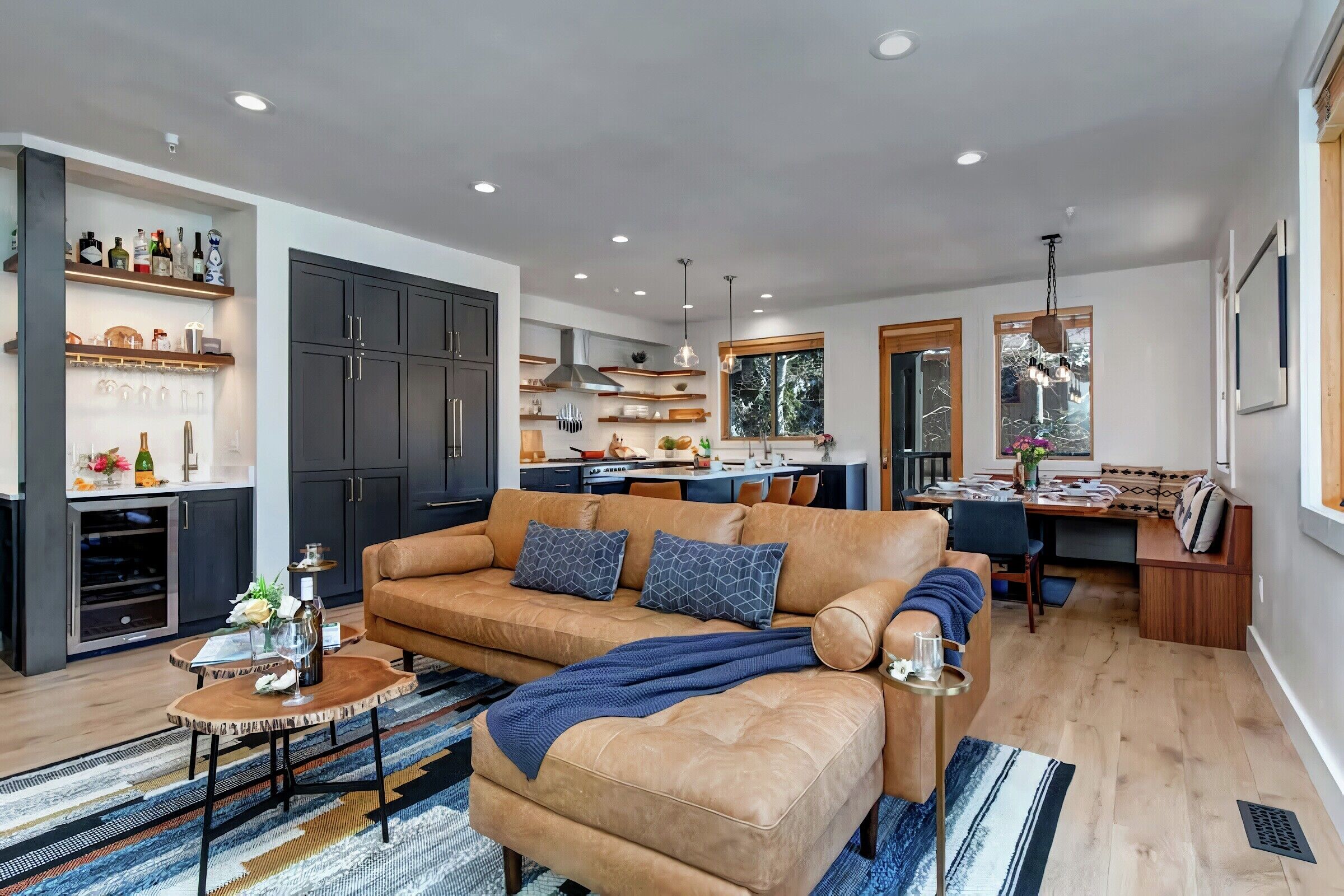 #210 - Living Area