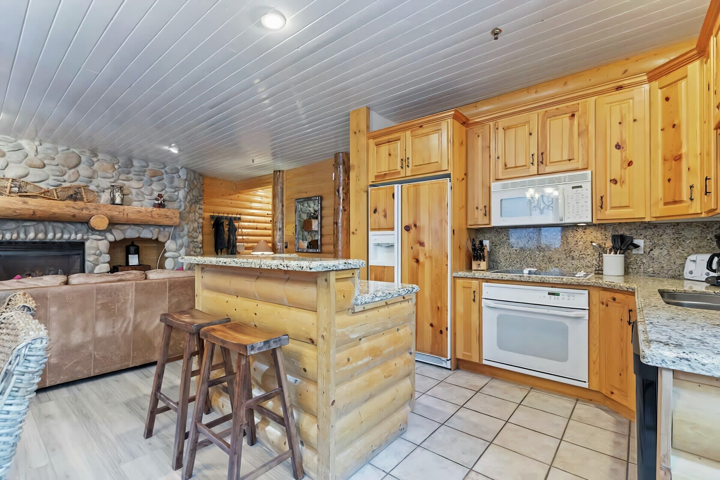 #252 - Kitchen