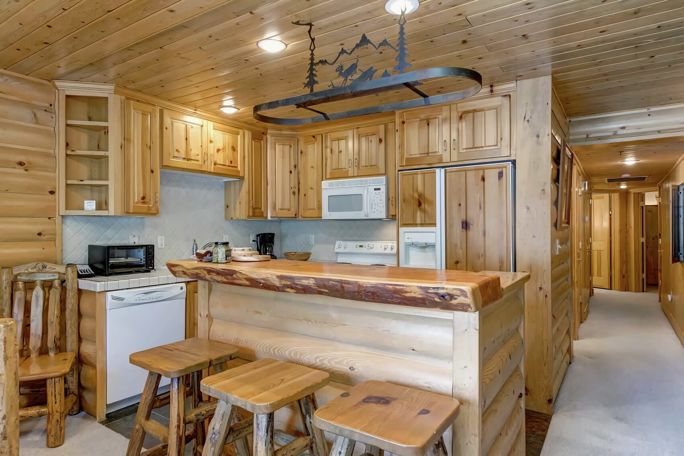 #302 - Kitchen