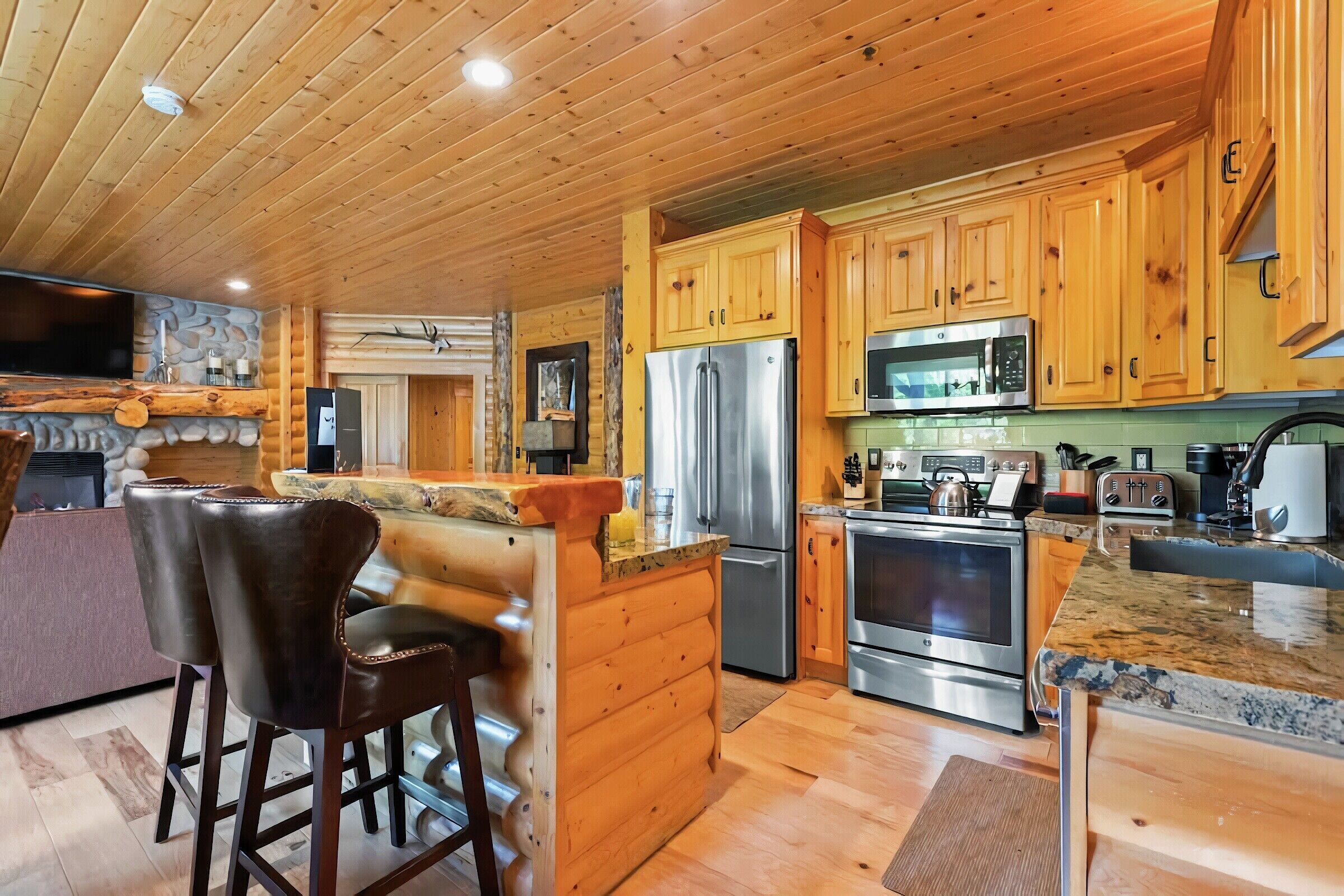 #308 - Kitchen