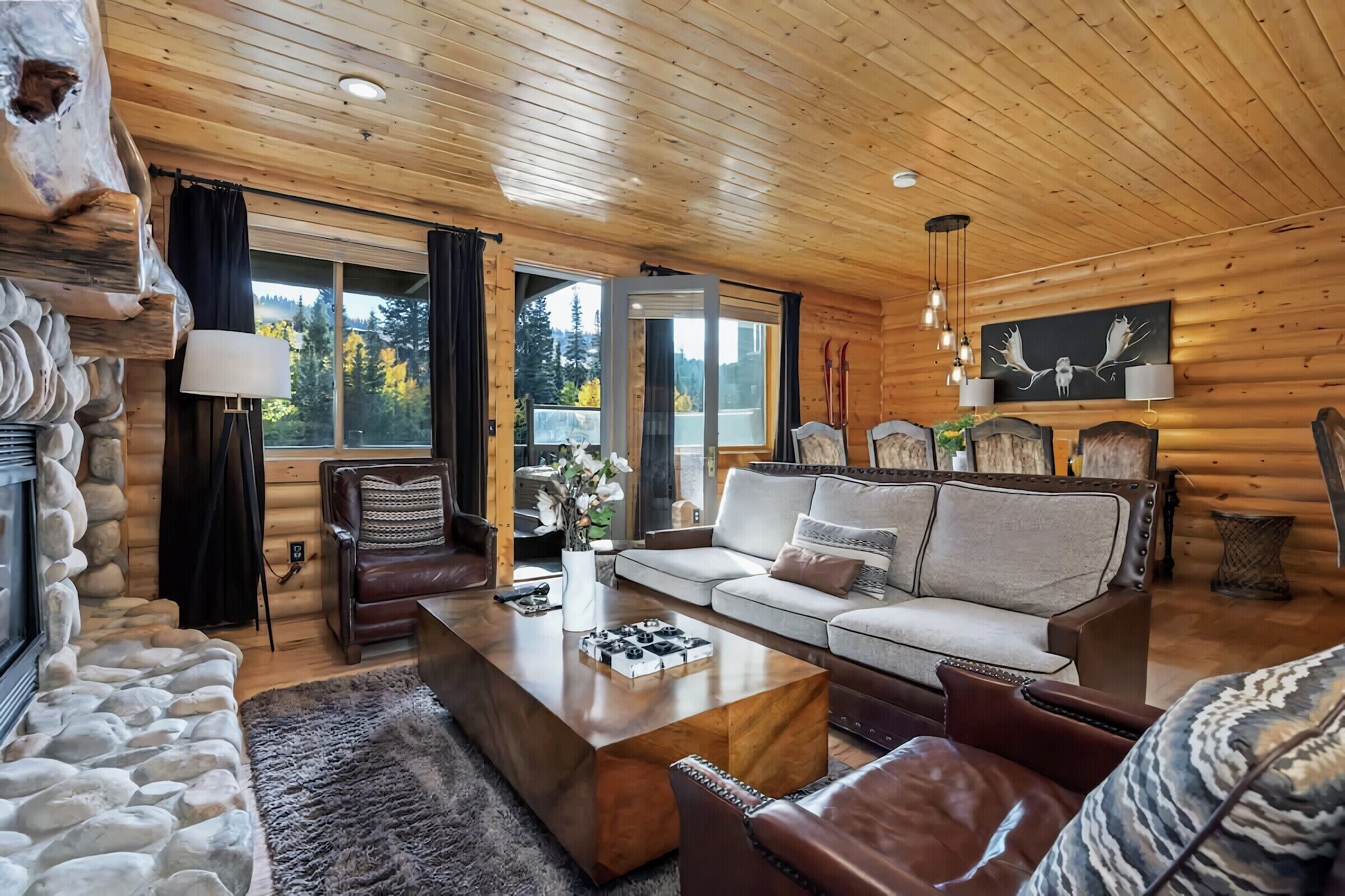 #308 - Living Area