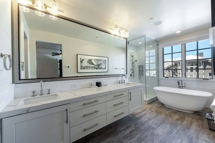 #8 - Master Ensuite Bathroom