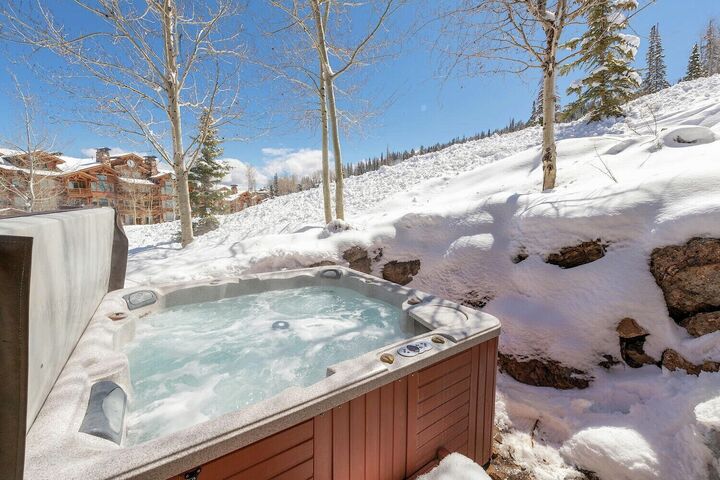 #8 - Patio with Hot Tub