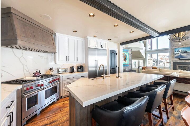 #8 - Kitchen