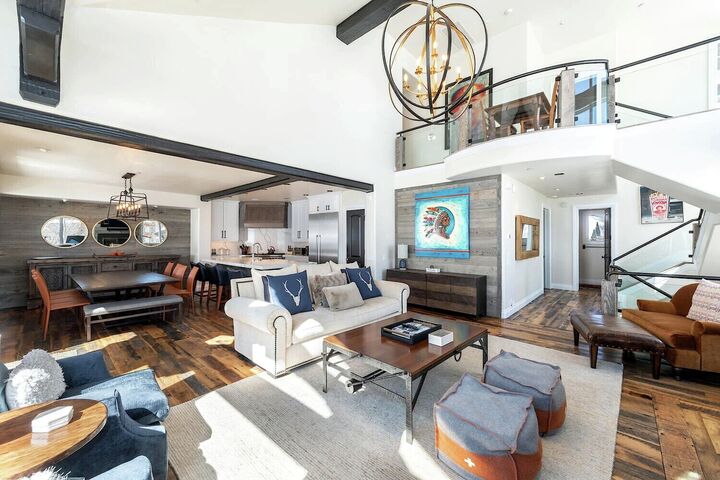 #8 - Living Area