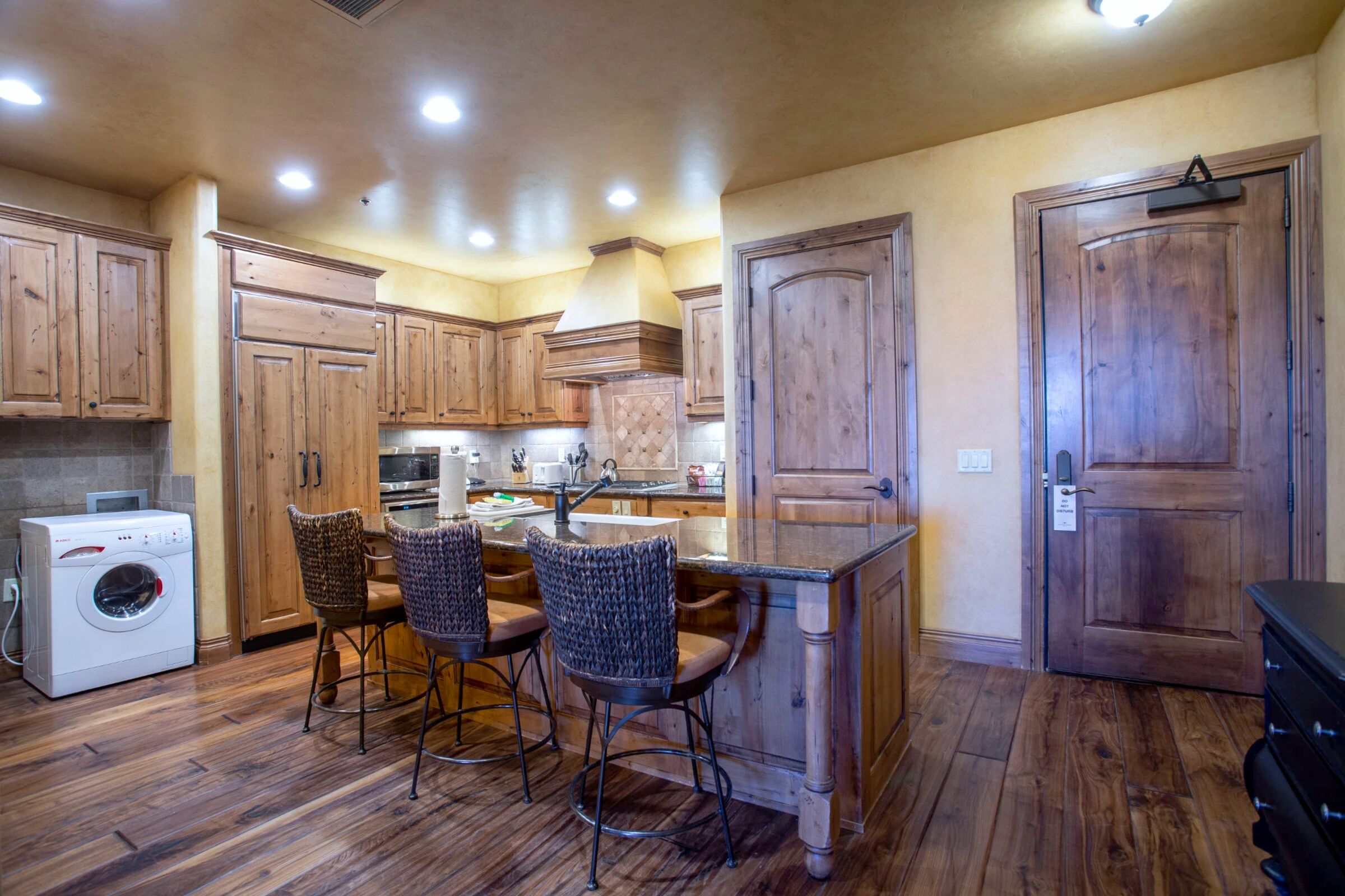 Studio Kitchen