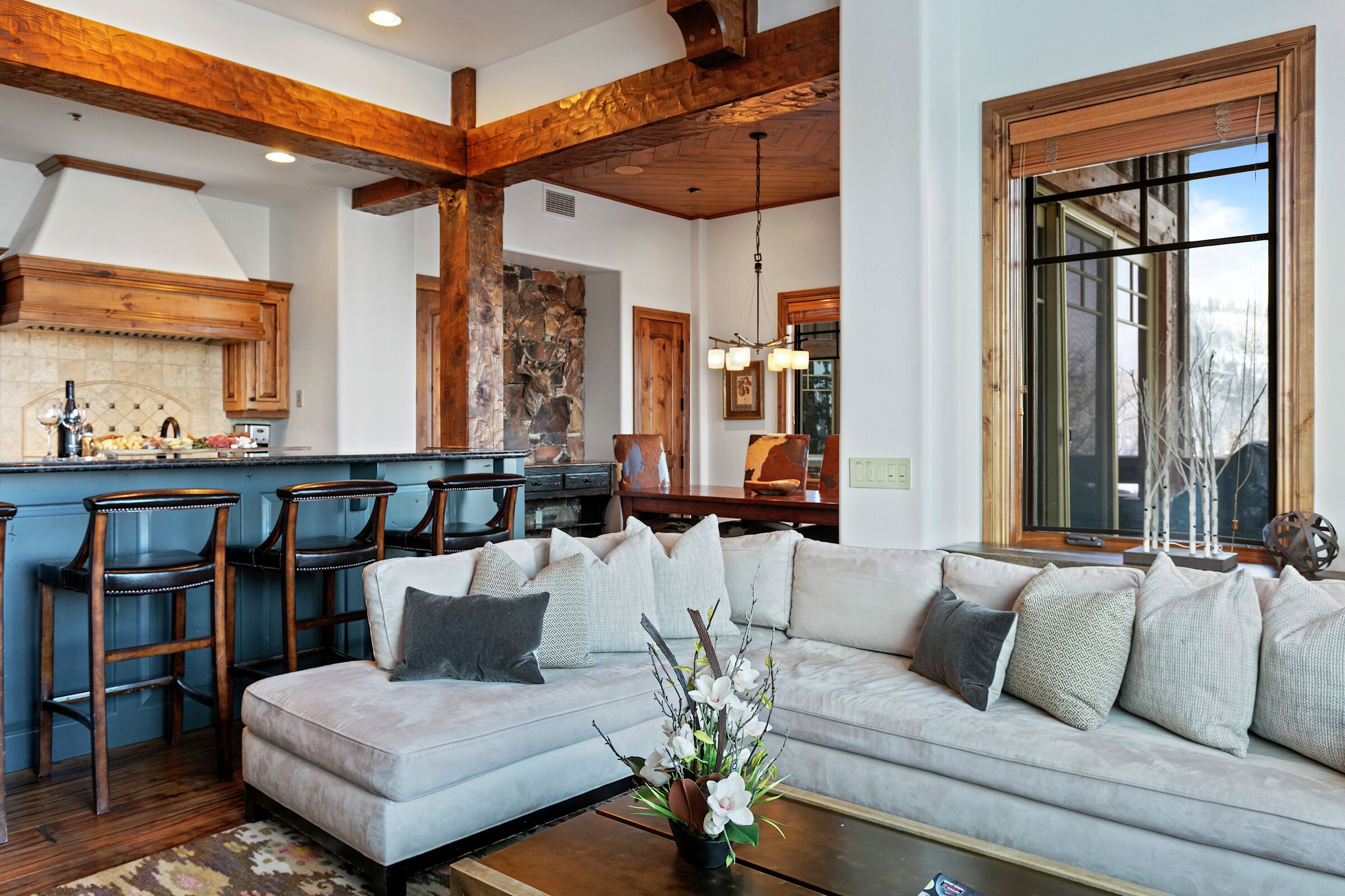 #201 - Living Area