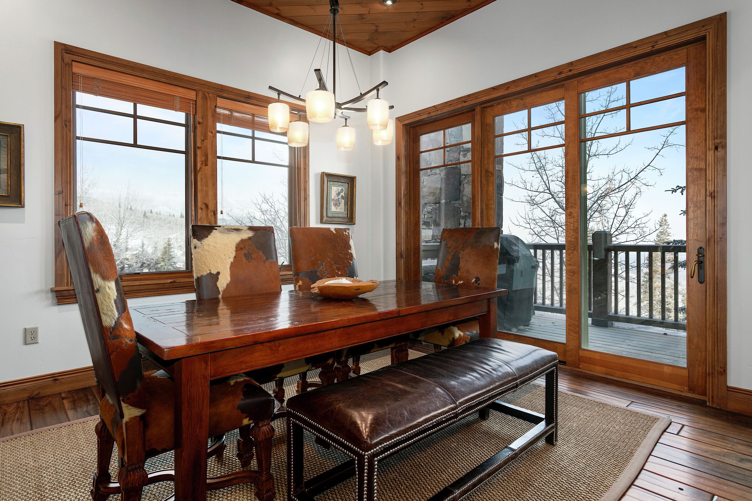 #201 - Dining Room