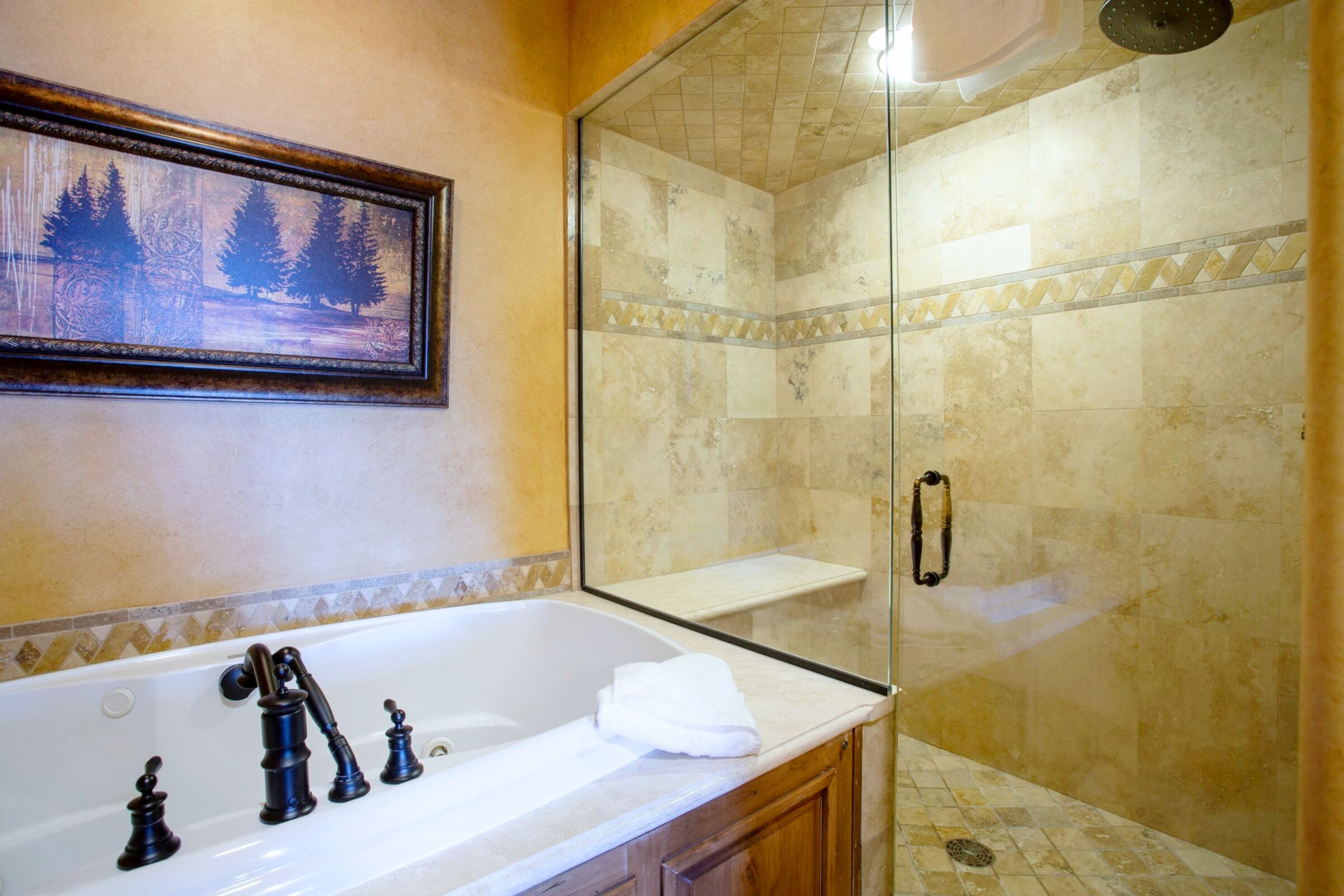 #206 - Master Ensuite Bathroom
