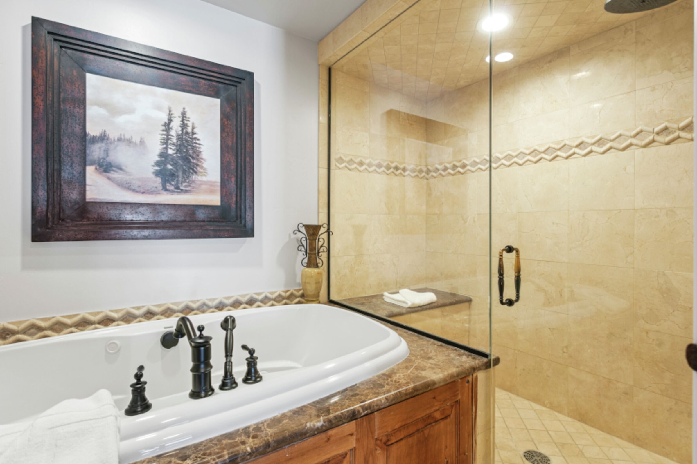 #304 - Master Ensuite Bathroom